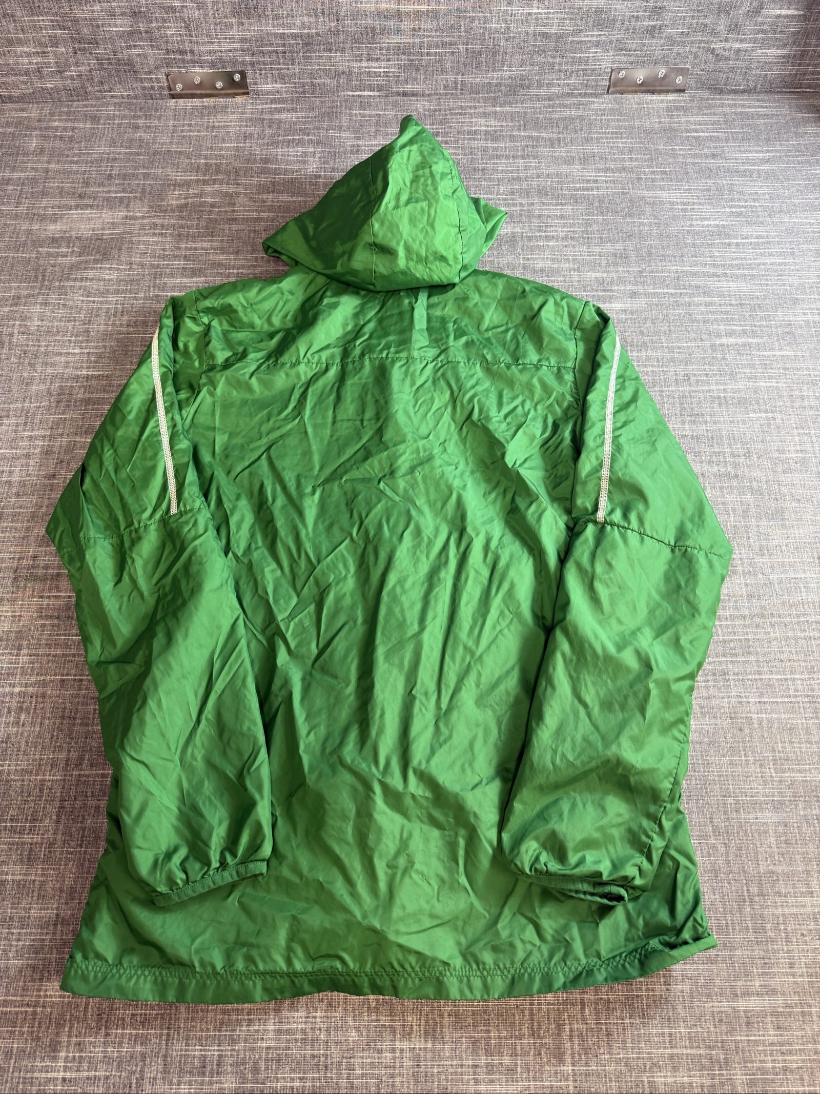 Nike Men's Green Hooded Lightweight Windbreaker Jacket Medium Polyester image 5