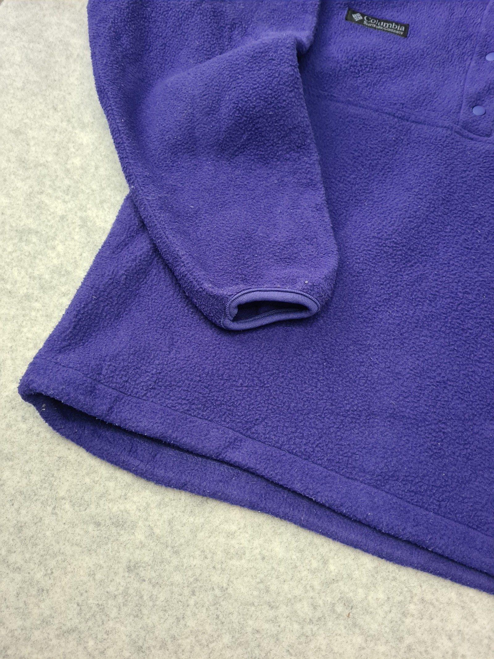 Columbia Women’s Purple Navy Fleece Pullover Medium Vintage 1161 image 3