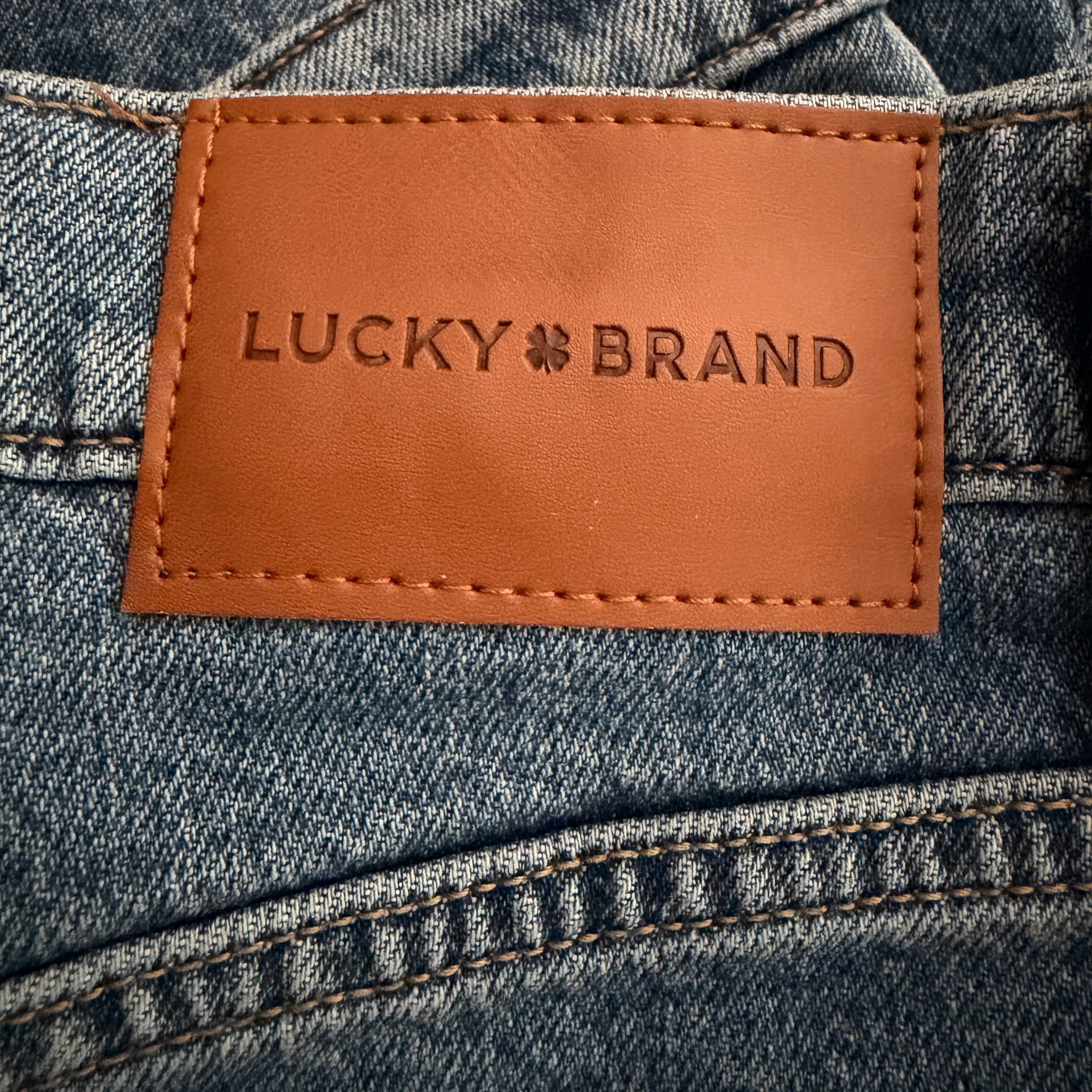 Lucky Brand - NWOT Women's Barrel Leg Jeans - Size 8/29" image 7