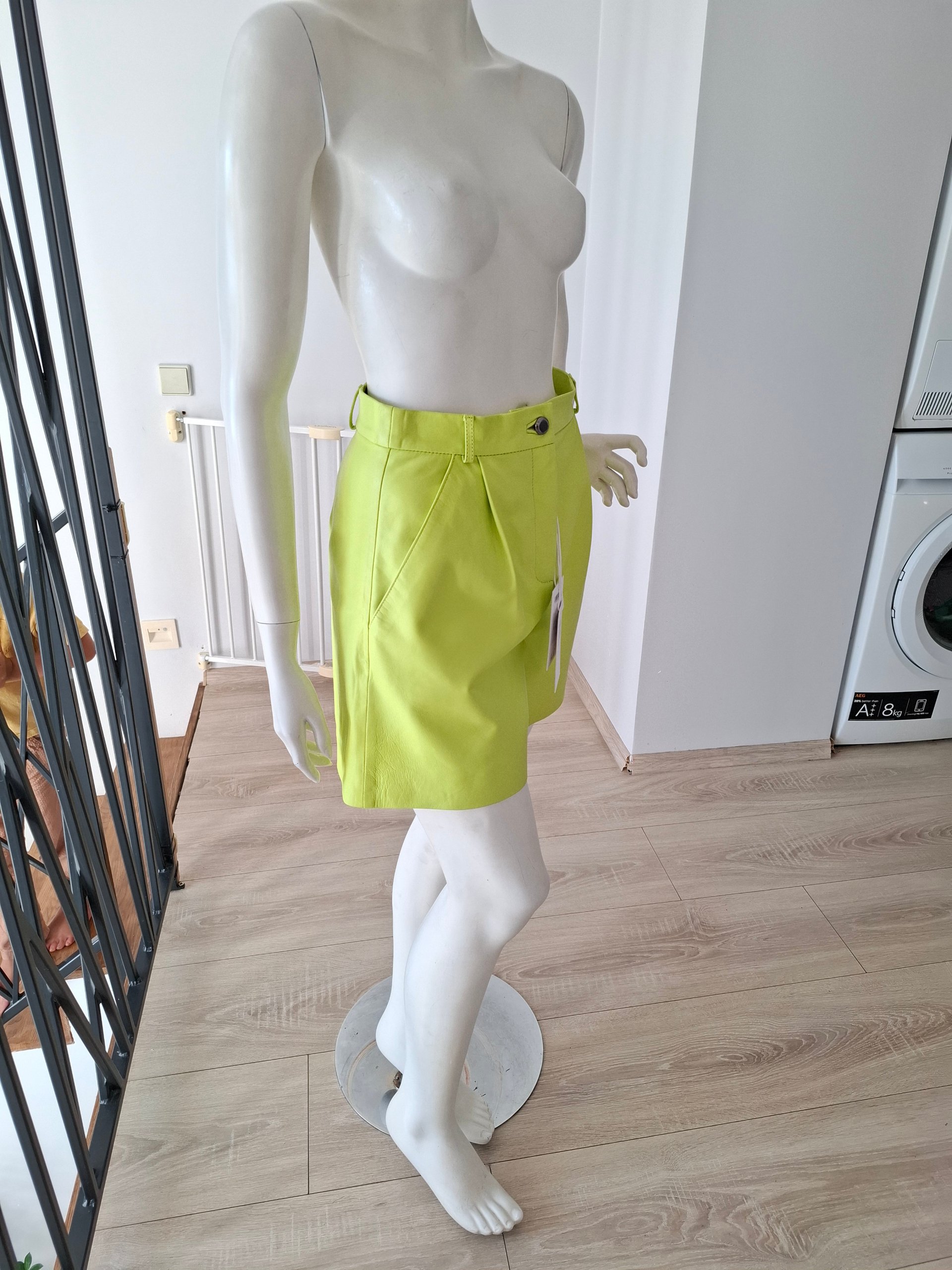 New 8 by YOOX Leather Green Shorts Size S image 8