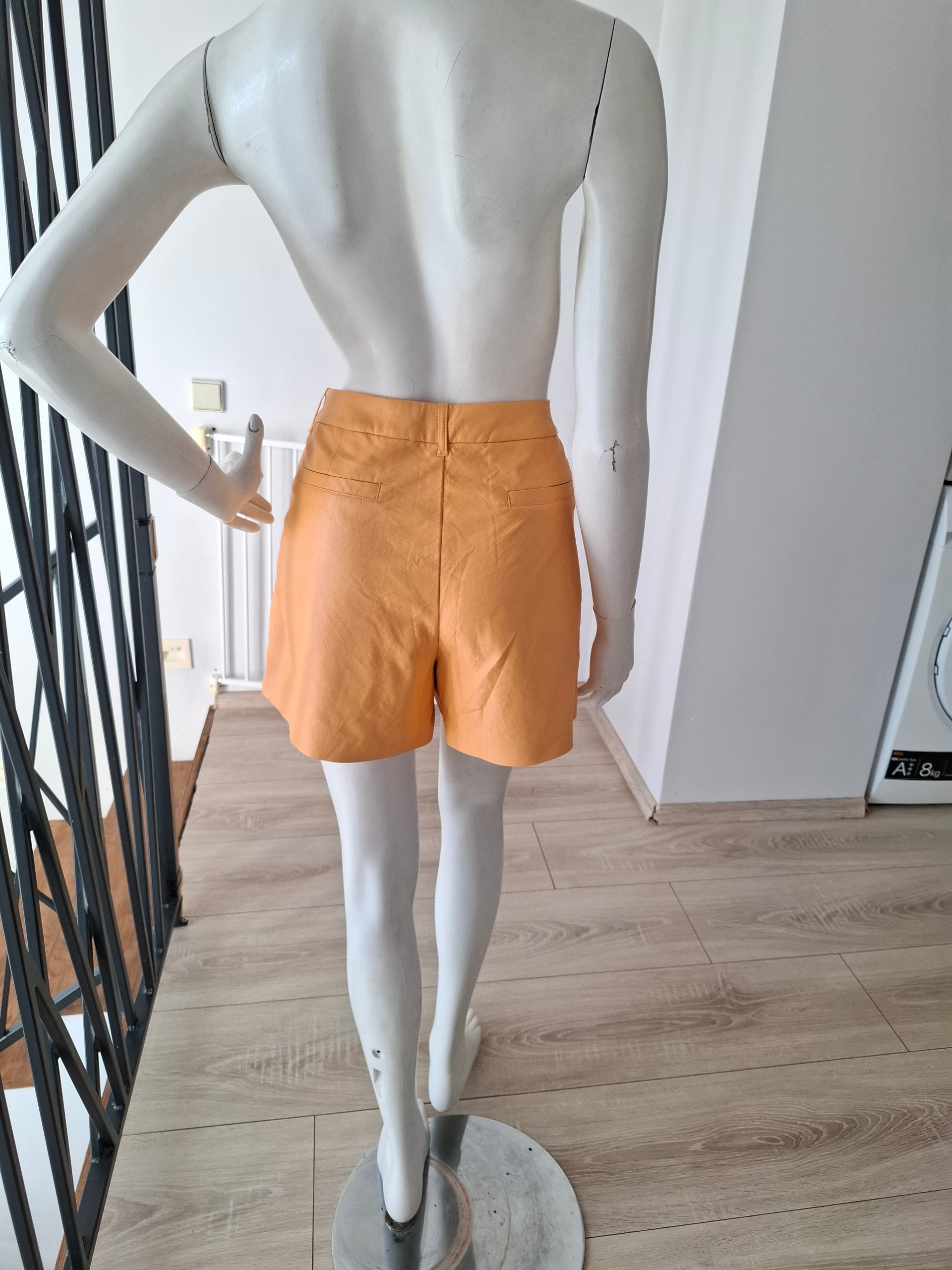 New Stand Studio Kirsty Faux Leather Shorts Size M image 9