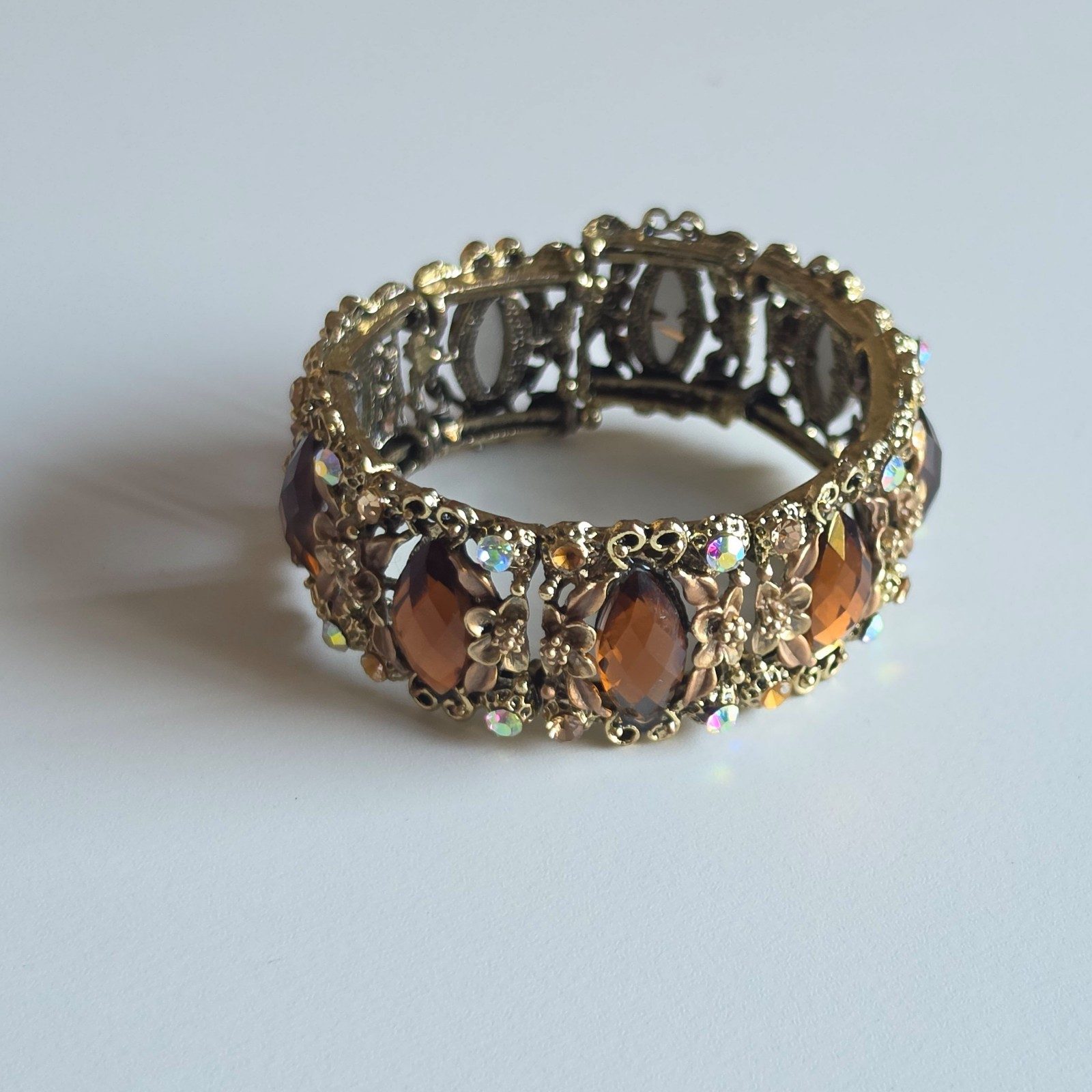 Vintage Gold & Brown Crystal Stretch Bracelet Adjustable.b9