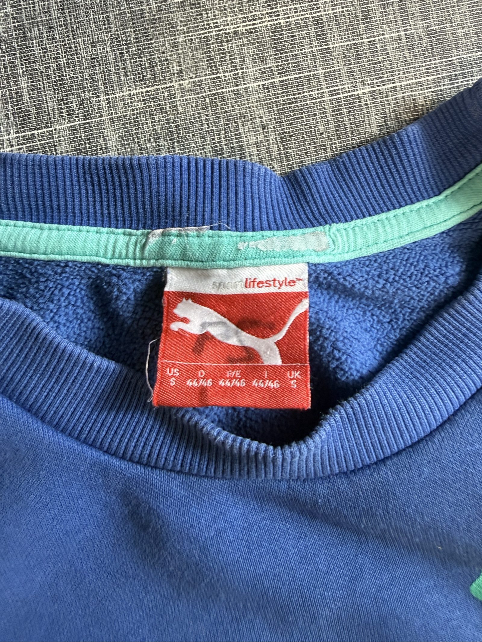 Puma Women’s Blue Crew Neck Sweatshirt Small Logo Print image 2