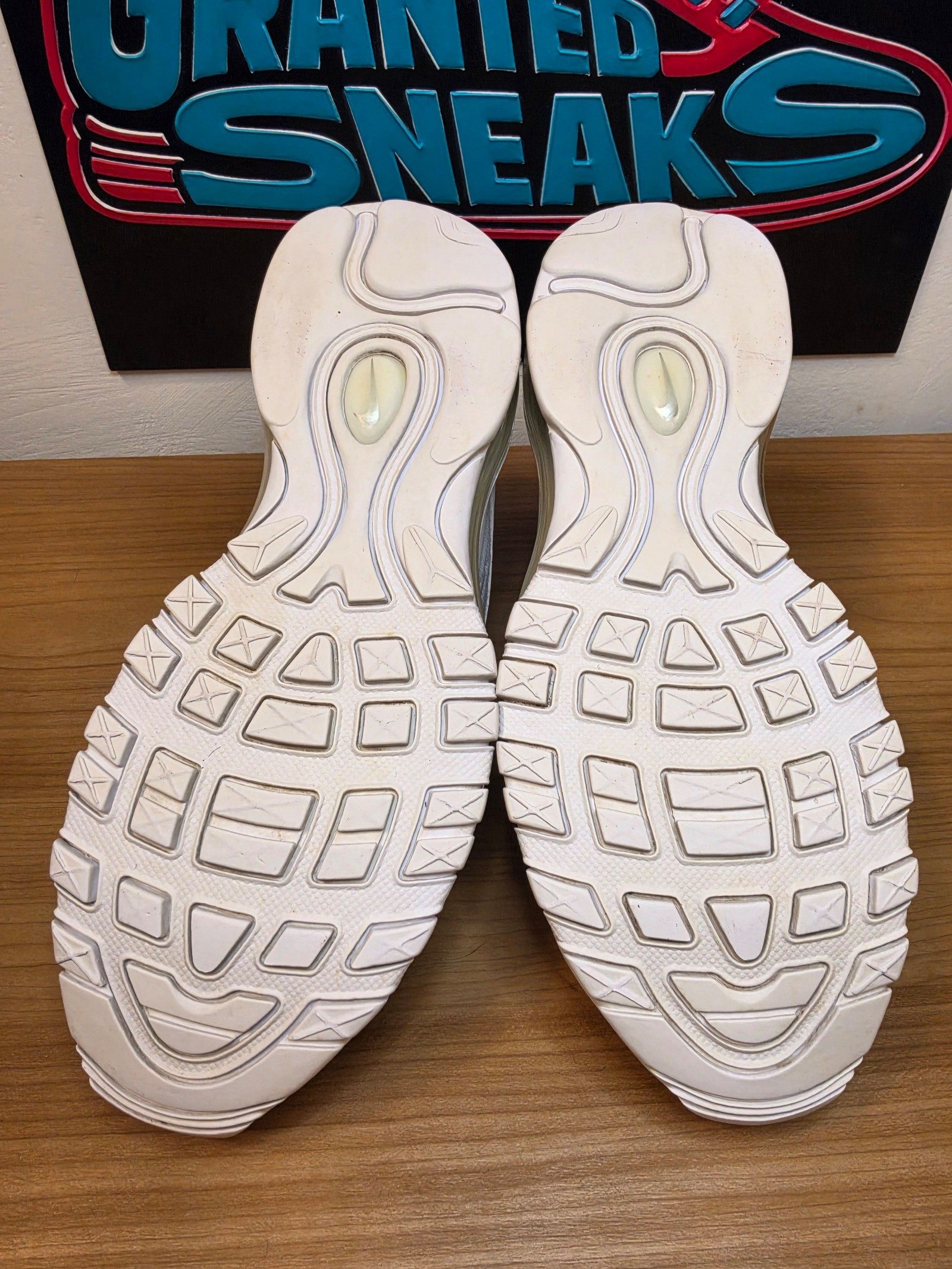 Nike White Air Max 97 White Metallic Silver UK5.5 image 4