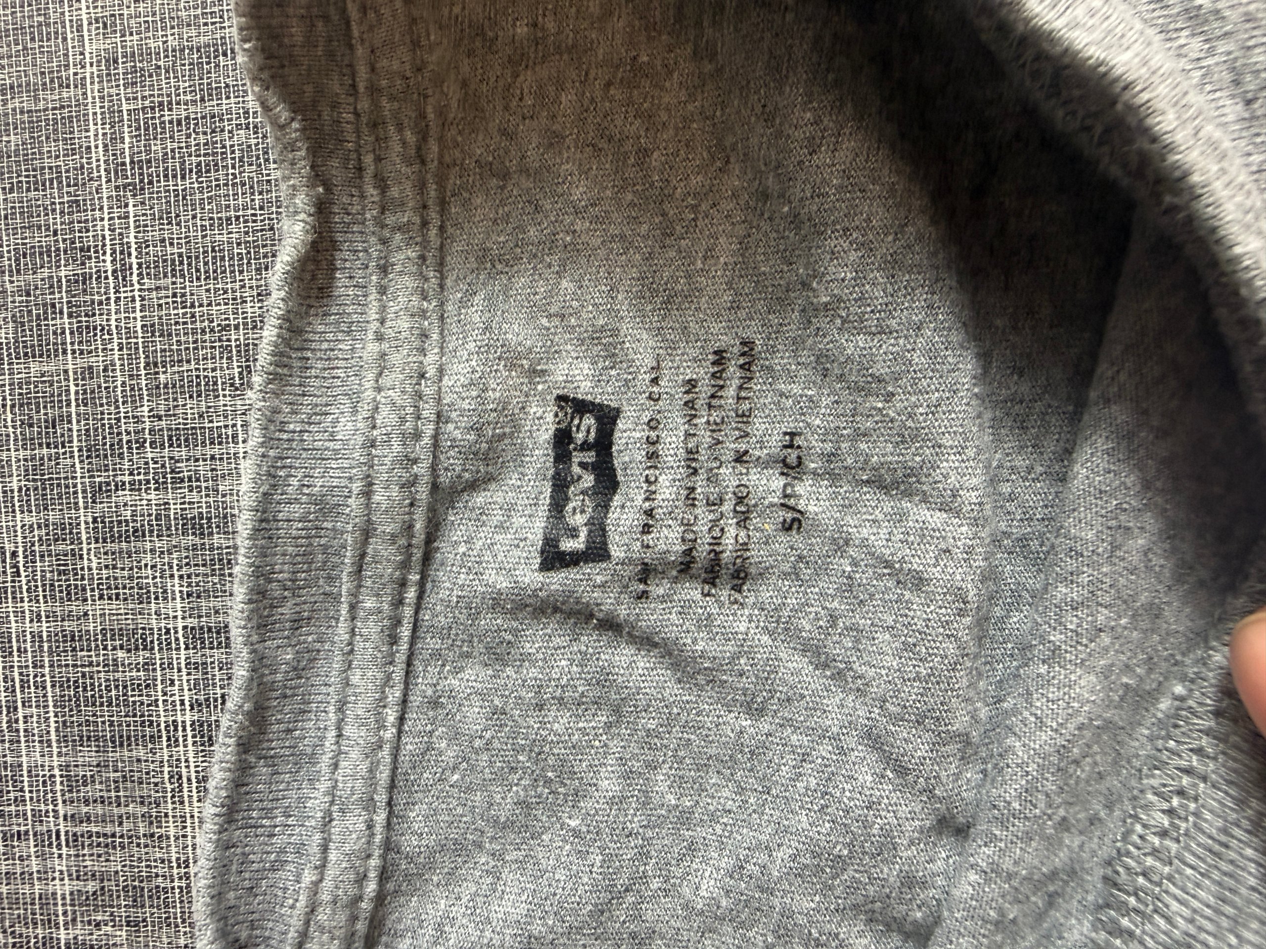 Levi's Men's Grey Graphic Logo Cotton T-Shirt S/P image 3
