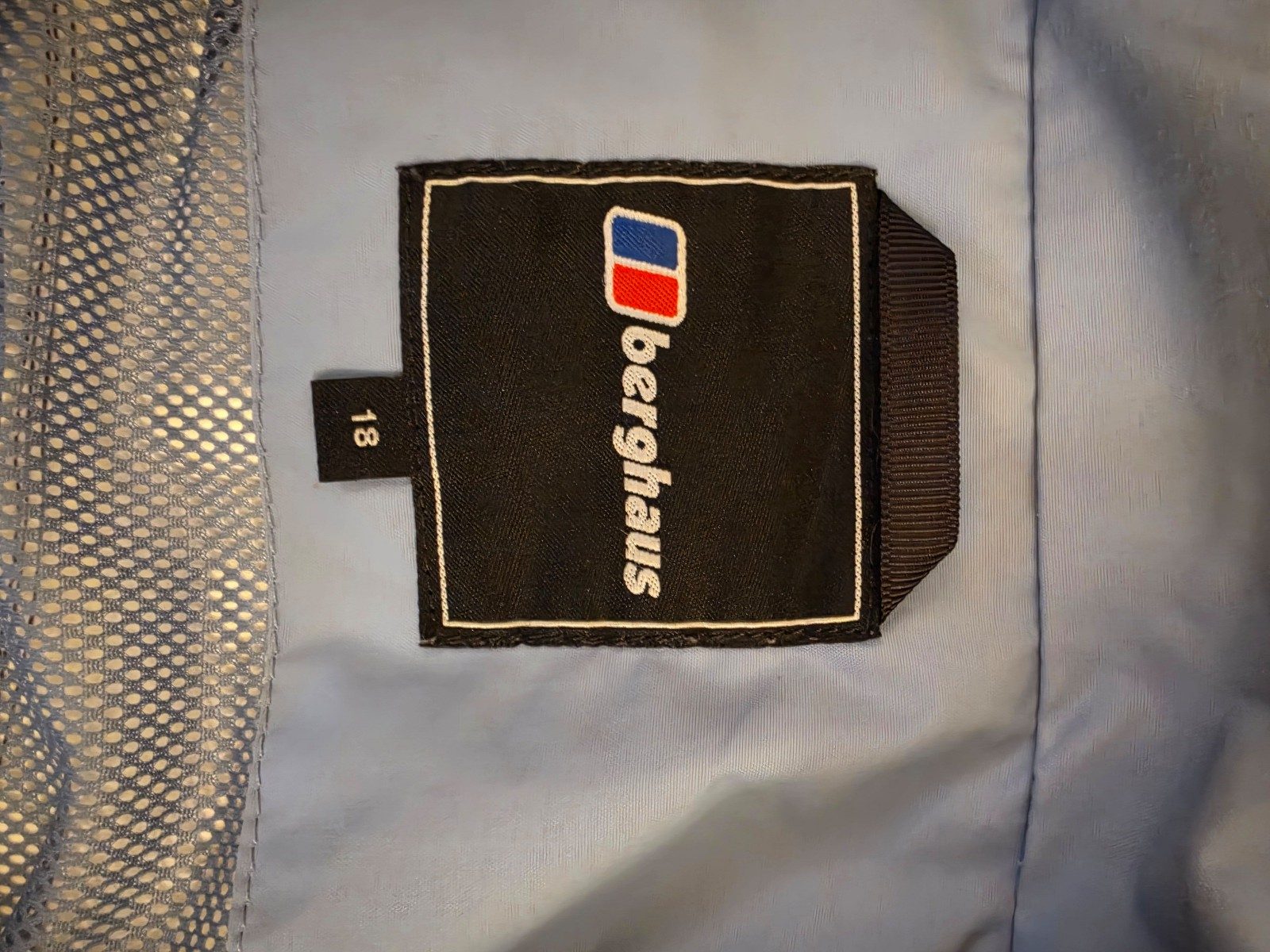 Berghaus Charcoal, Blue & Grey Hooded Waterproof Jacket Size 18 image 5