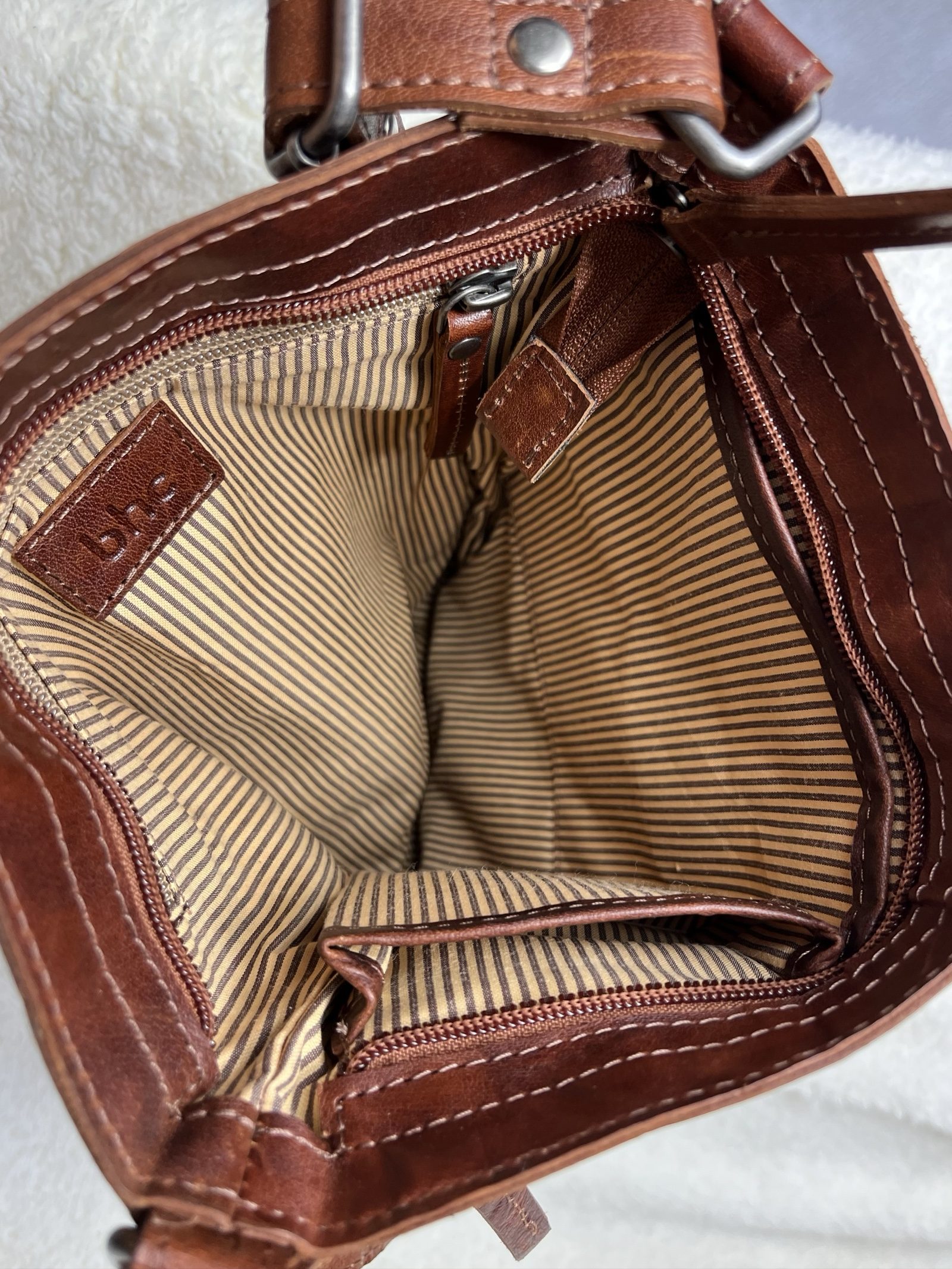 bhc Cognac Brown buffalo Leather Crossbody Bag Medium image 7