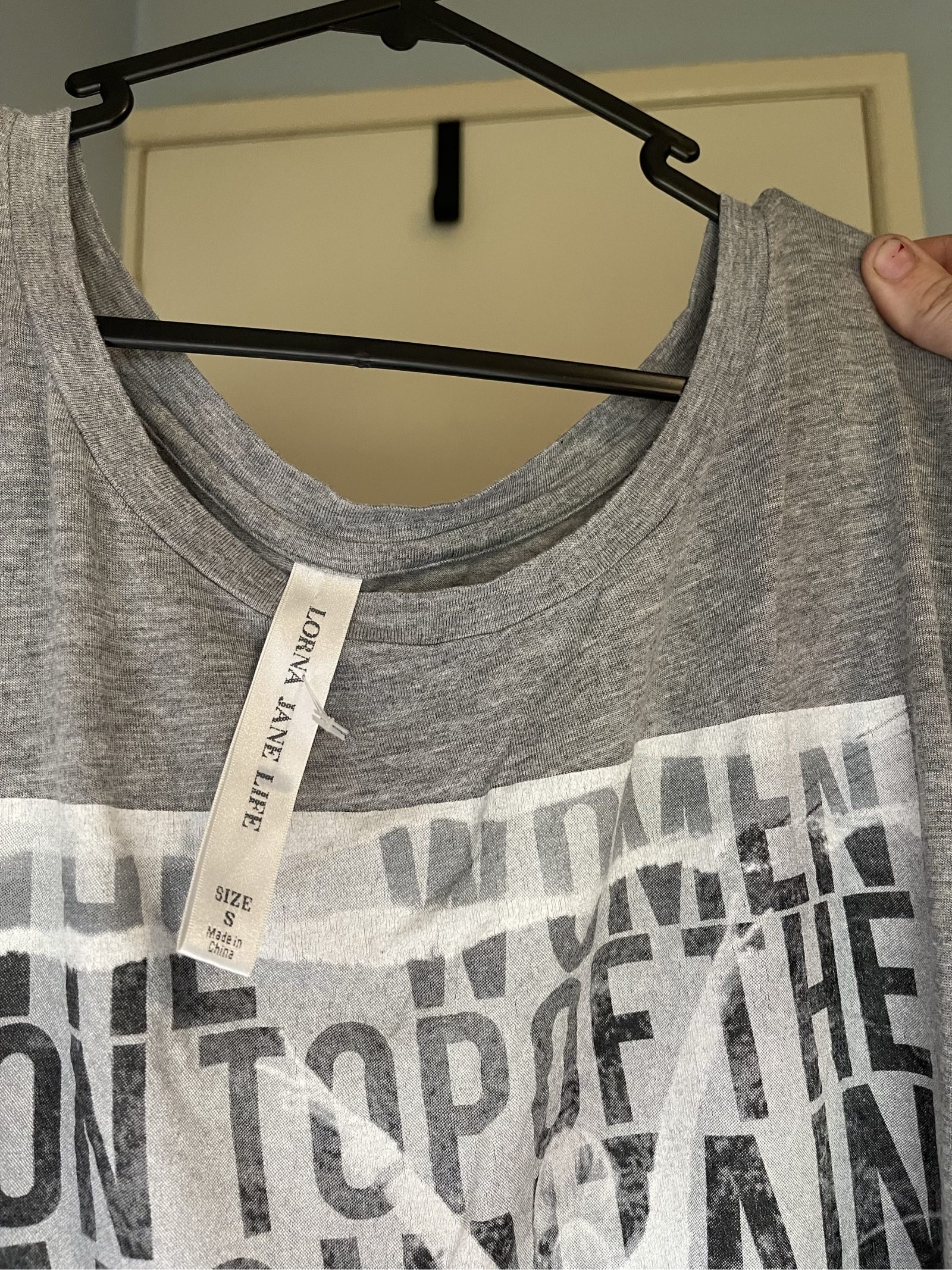 Lorna Jane Grey Graphic Long Sleeve Top Small image 2