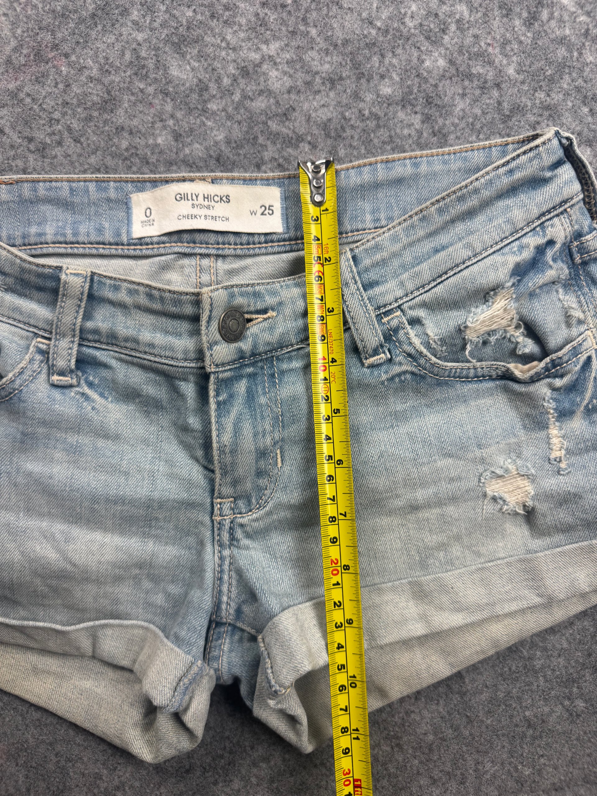 Gilly Hicks Light Blue Distressed Denim Mom Shorts W25 Women’s image 8