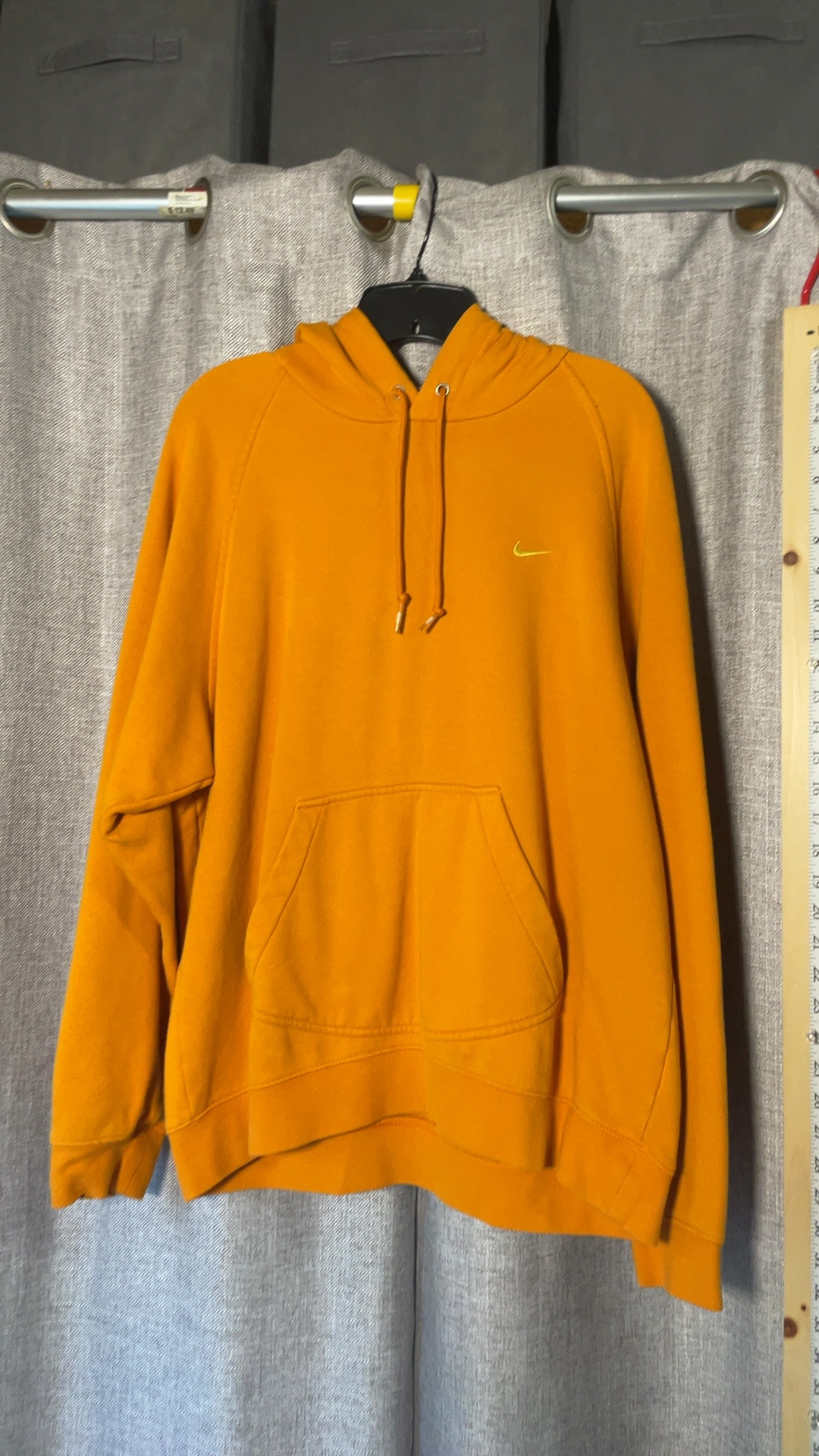Nike Men’s Large Burnt Orange Pullover Hoodie Embroidered Swoosh