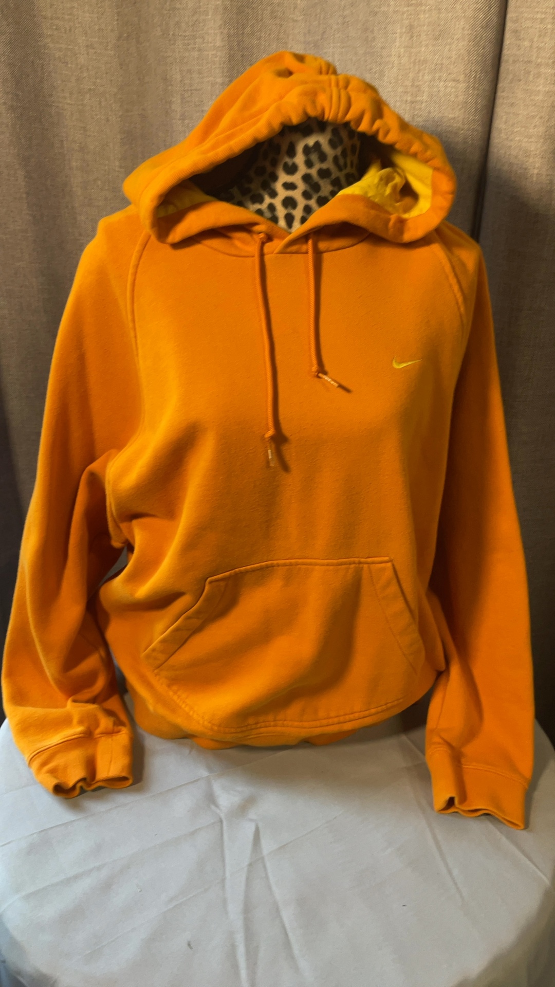 Nike Men’s Large Burnt Orange Pullover Hoodie Embroidered Swoosh image 7