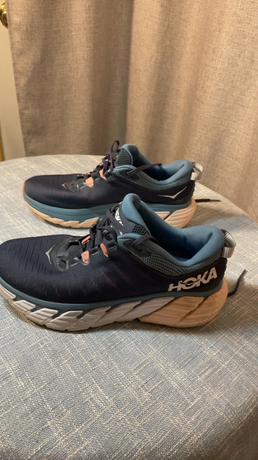 HOKA One One Gaviota 3 Women’s Running Shoes – Size 10.5 B – Ombre Blue/Rosette image 4