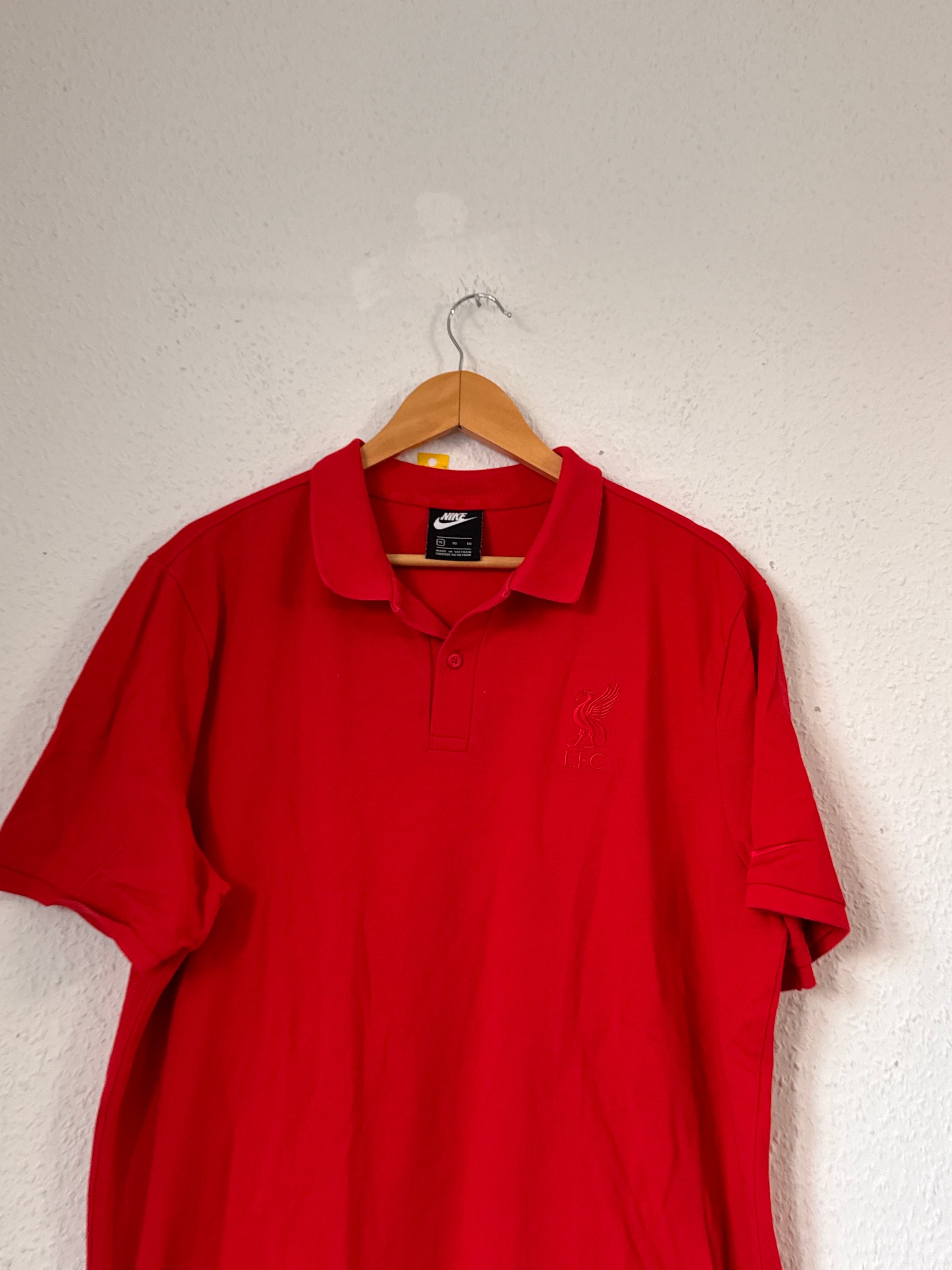 Nike Men's Red Liverpool FC Embroidered Polo Shirt Large image 3