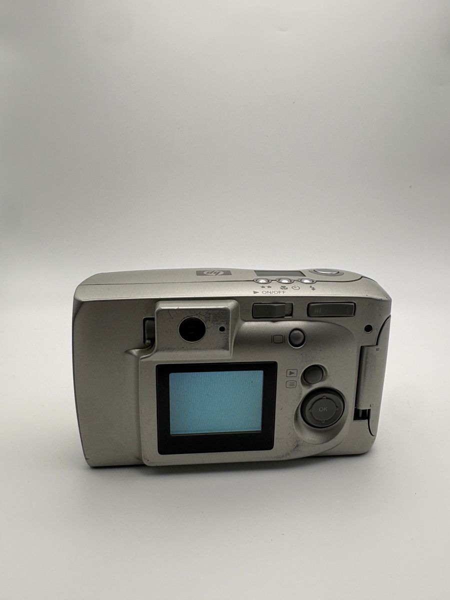 HP Photosmart 715 Digitalkamera 3.3MP 3x Zoom silber 2001 Y2K Digicam image 6