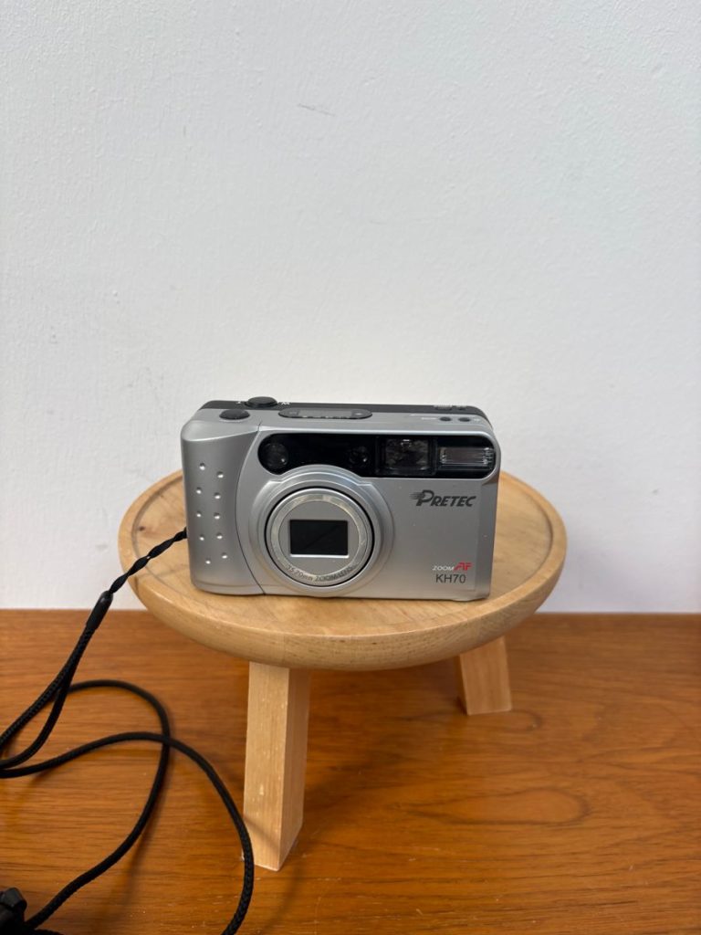 Pretec Zoom AF KH70 35mm Kompaktkamera Autofokus silber 90er Point and Shoot