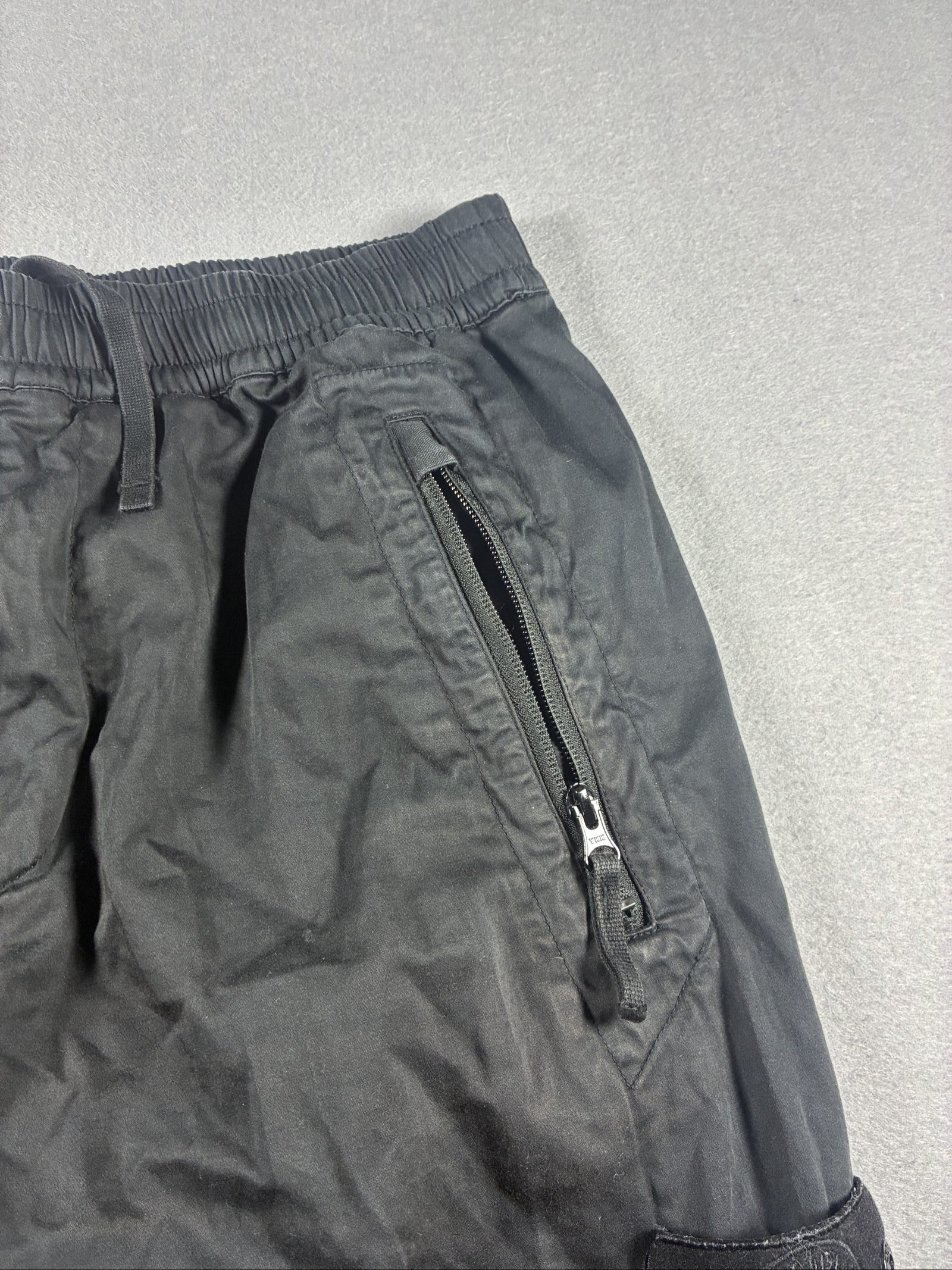 Stone Island Black Cotton Cargo shadow project trousers Joggers M image 3