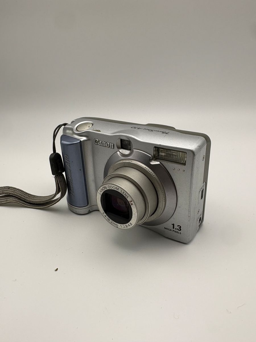 Canon PowerShot A10 Digitalkamera 1.3MP 3x Zoom silber blau 2001 Y2K Digicam image 2