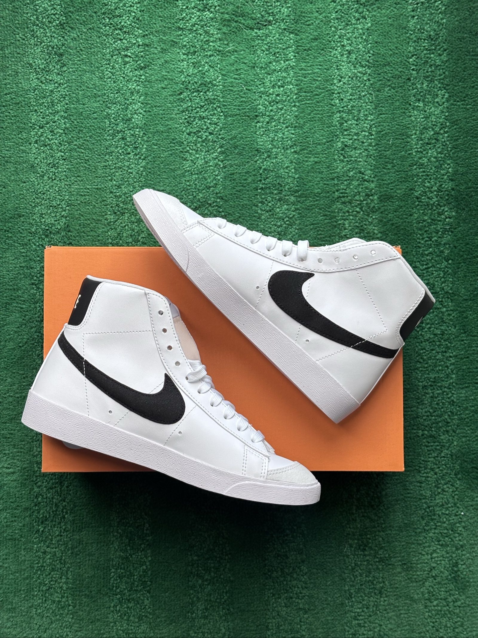 Size UK 6 Wmns | Nike Blazer Mid '77 | White Black DO1344-101 | New image 2