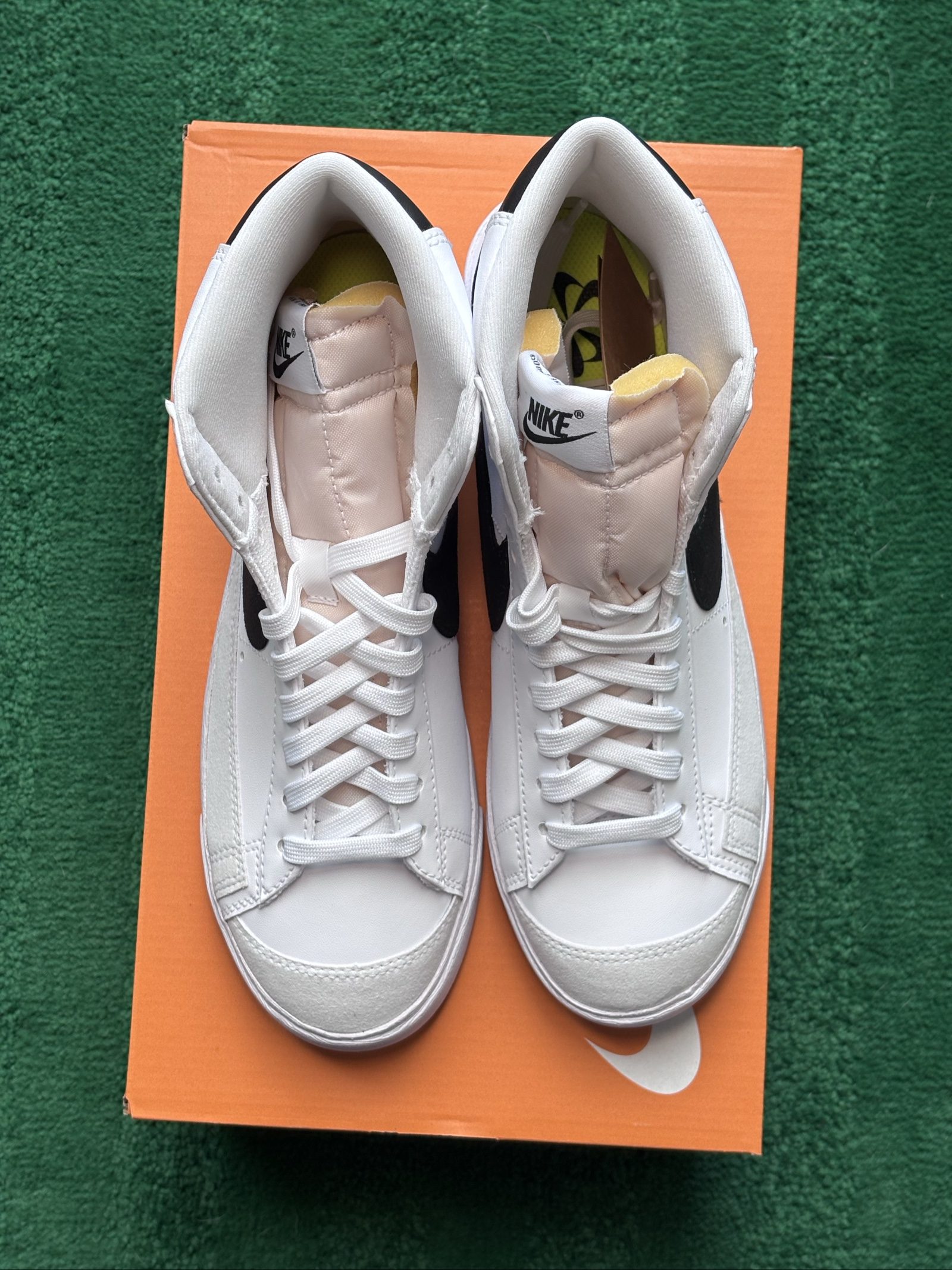 Size UK 6 Wmns | Nike Blazer Mid '77 | White Black DO1344-101 | New image 4