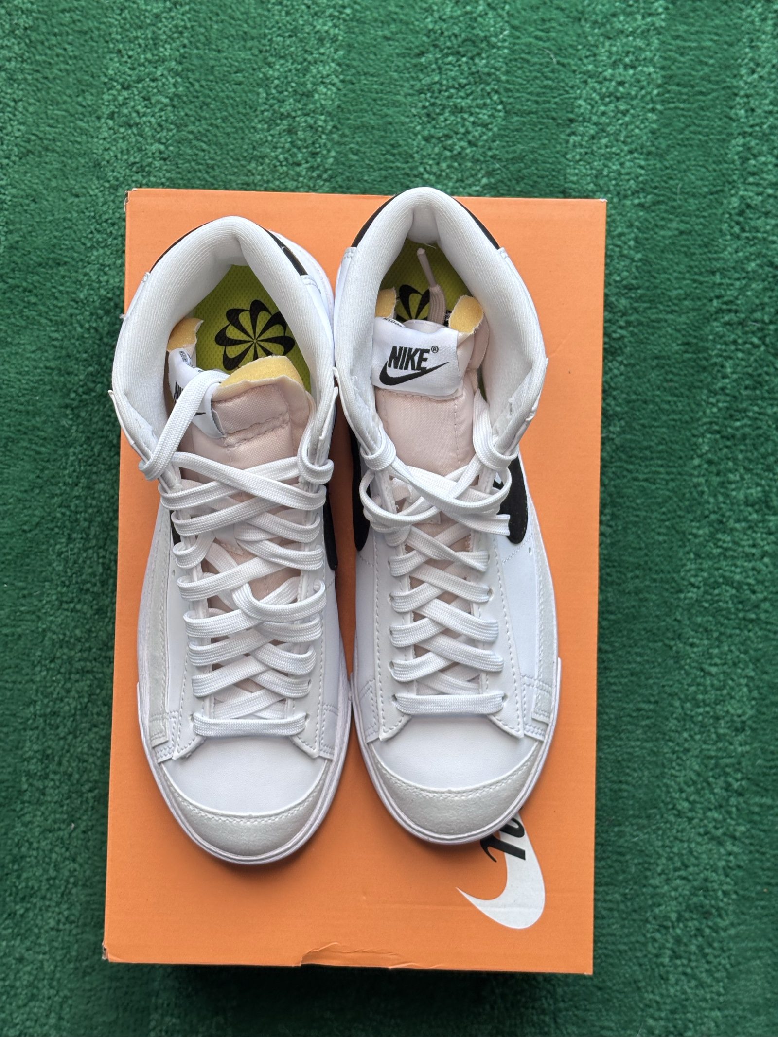 Size UK 5 Wmns | Nike Blazer Mid '77 | White Black DO1344-101 | New image 4