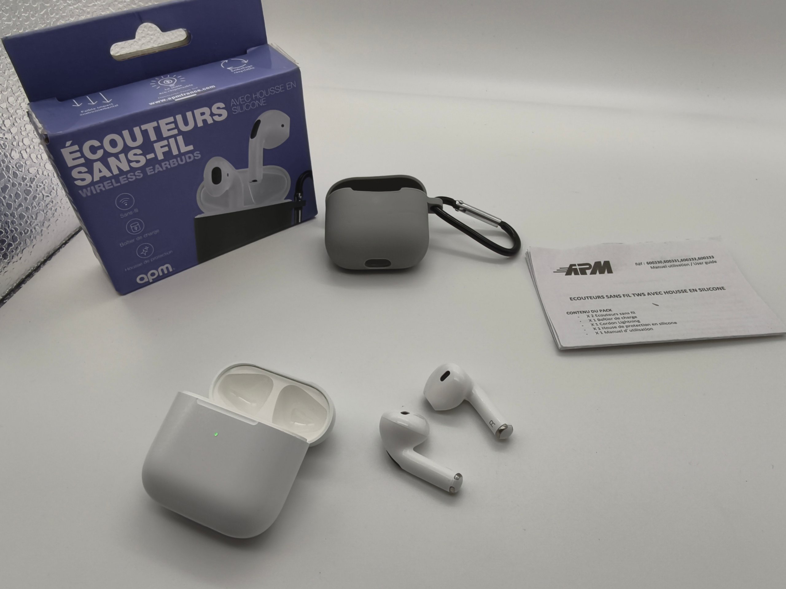 Auricolari Bluetooth Apm 600330 Tws Wireless Cover Silicone Moschettone Completi Box