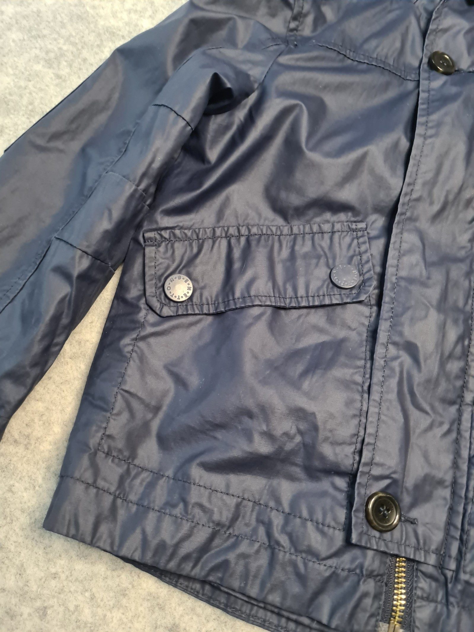 United Colours of Benetton Kids Navy Hooded Rain Jacket Size 4 Years image 2