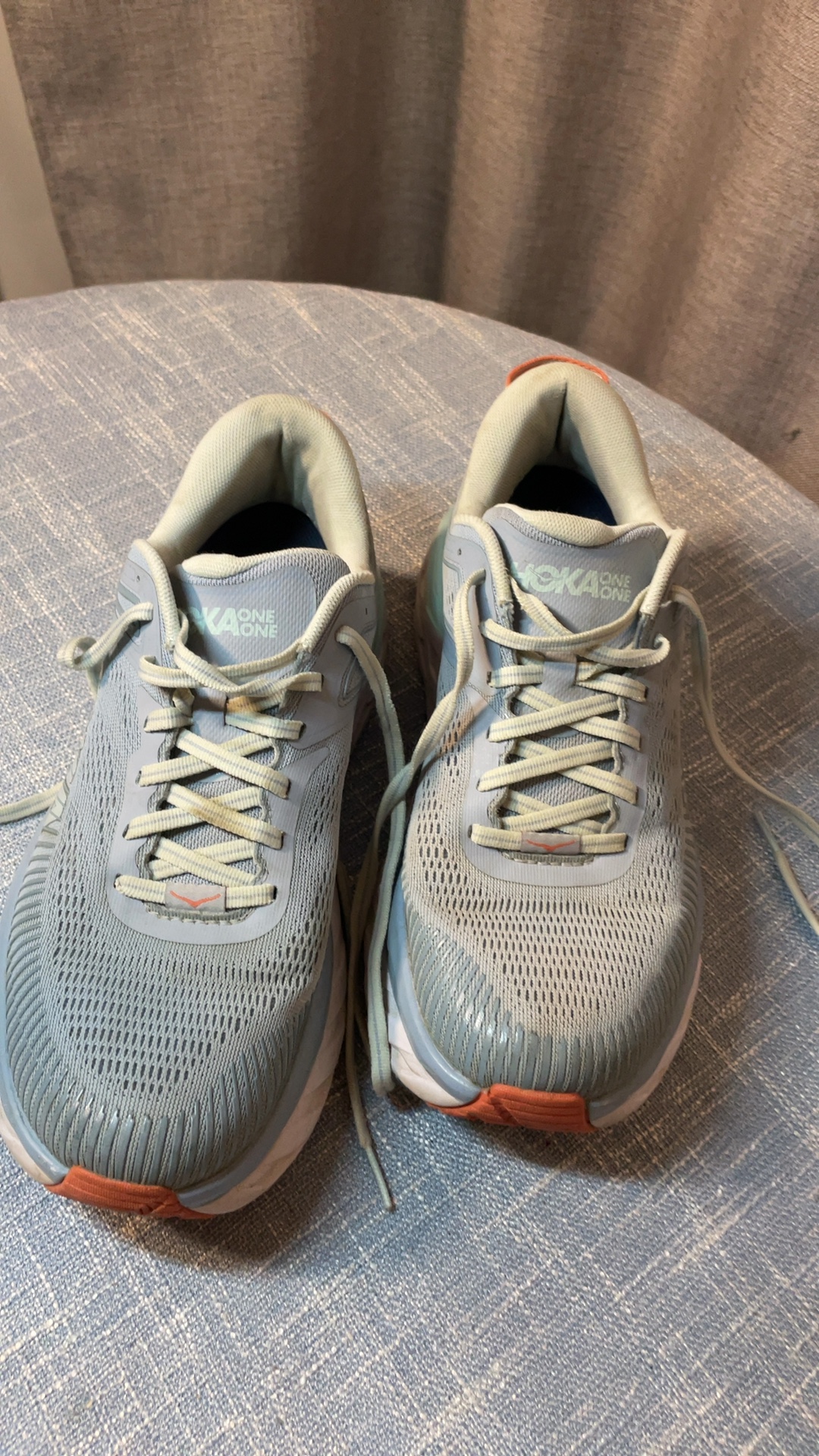 HOKA Bondi 7 Wide Women’s Running Shoes – Size 9 D – Light Blue/Gray