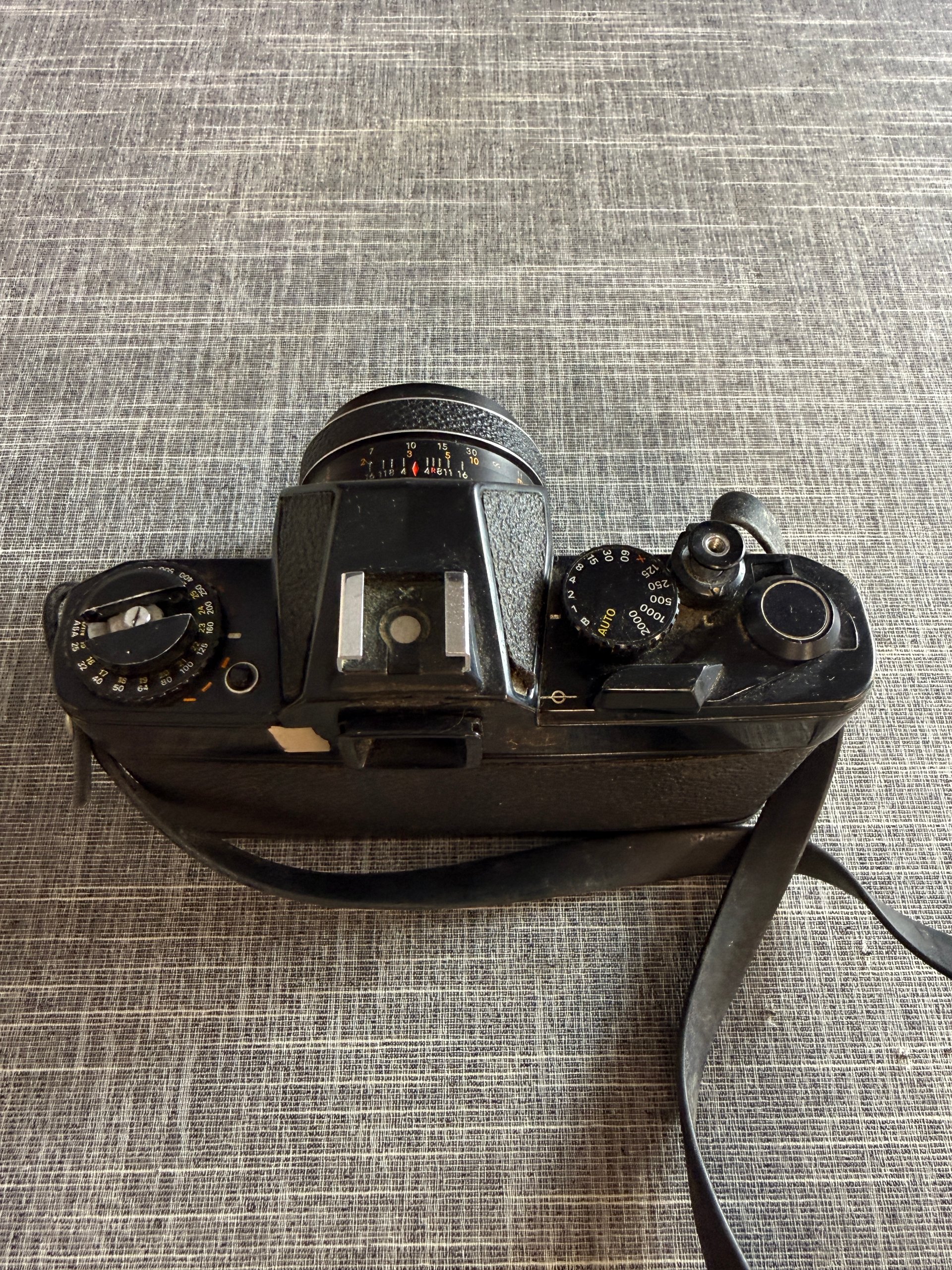 Chinon CE Memotron 35mm SLR Camera Black Vintage image 4