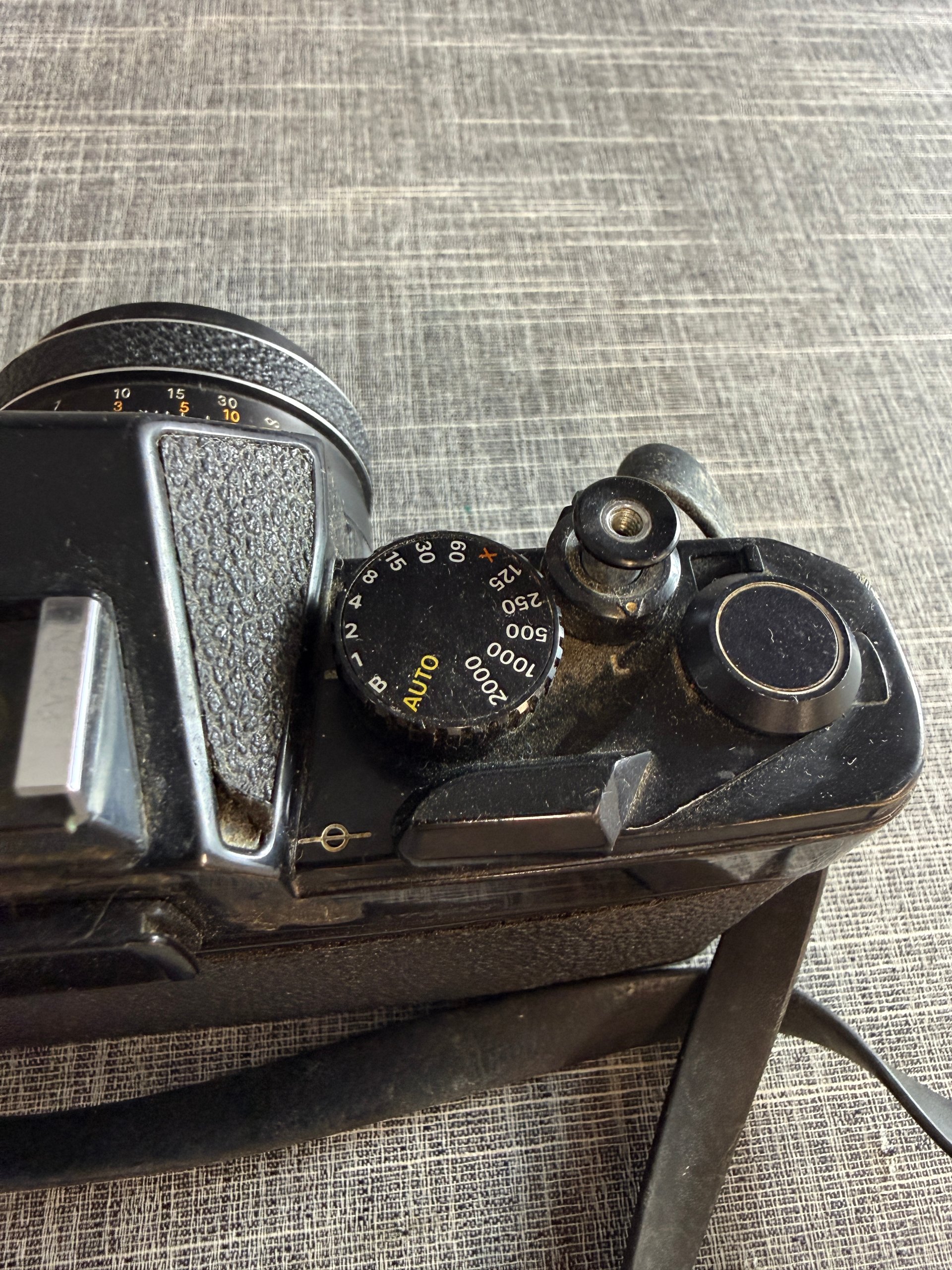 Chinon CE Memotron 35mm SLR Camera Black Vintage image 6