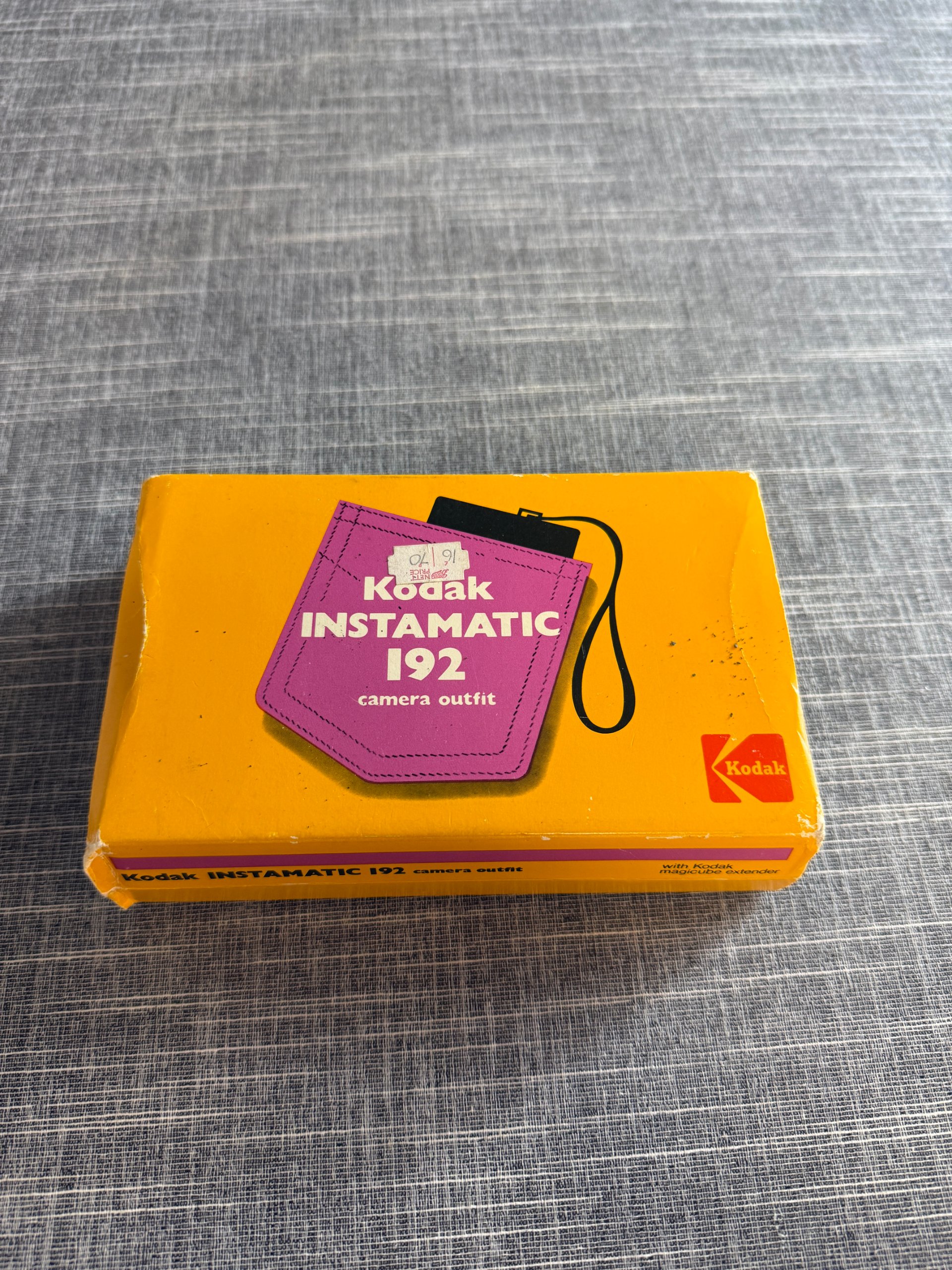 Kodak Instamatic 192 Vintage Camera Outfit Black & Silver