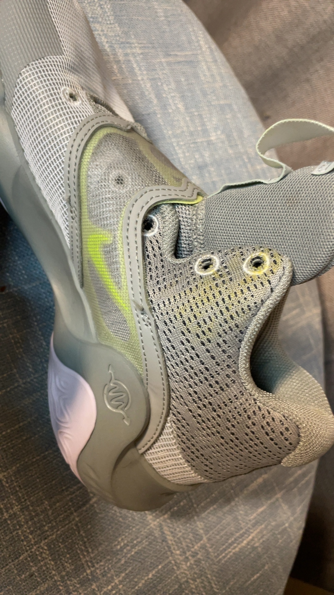 Nike Renew Retaliation 4 Training Shoes – Size 7.5 – Gray – No Laces image 7