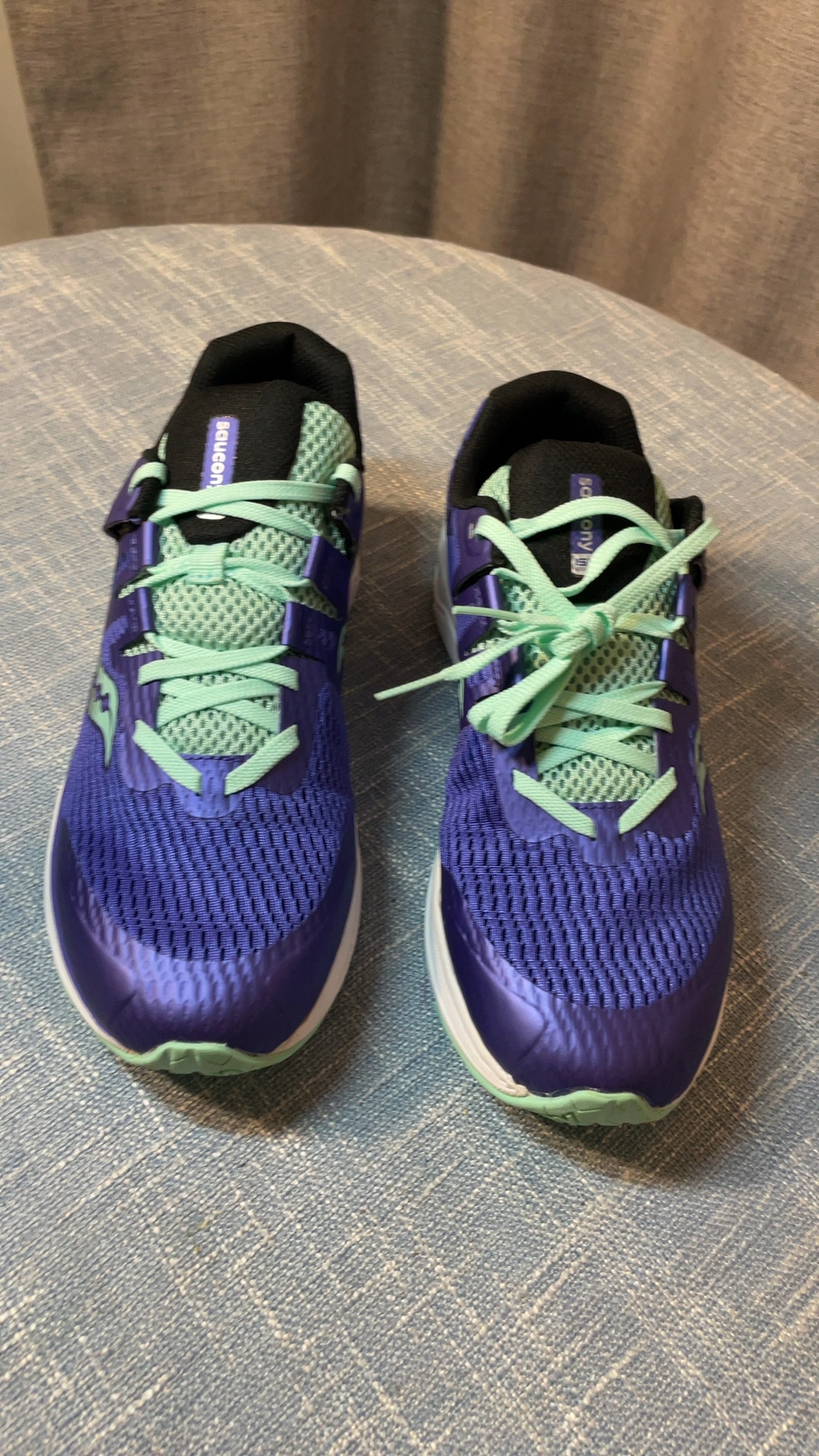 Saucony Purple & Mint Ride ISO Running Shoes US 7 Women's
