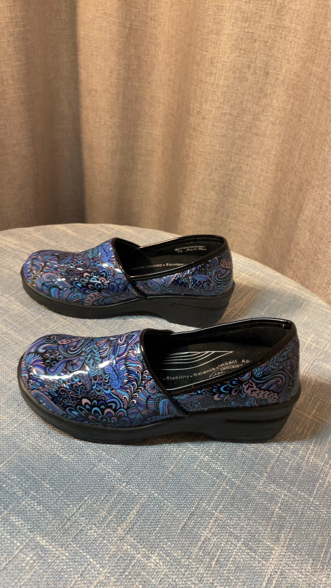 Easy Works by Easy Street Leeza Slip-Resistant Work Clogs – Size 7W image 2