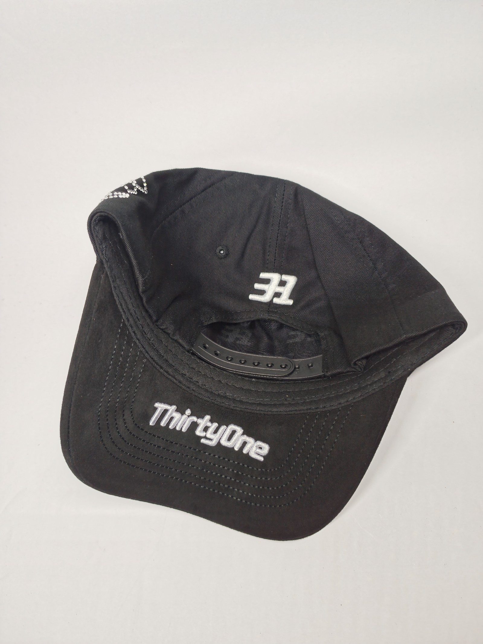 ThirtyOne Black Suede Brim Baseball Cap One Size image 3