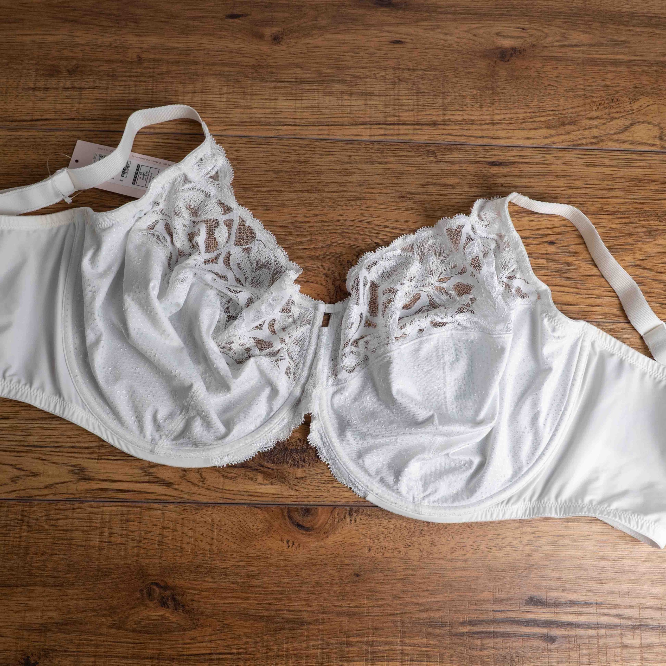 M&S 42H White Full Cup Bra NWT RRP £16.00