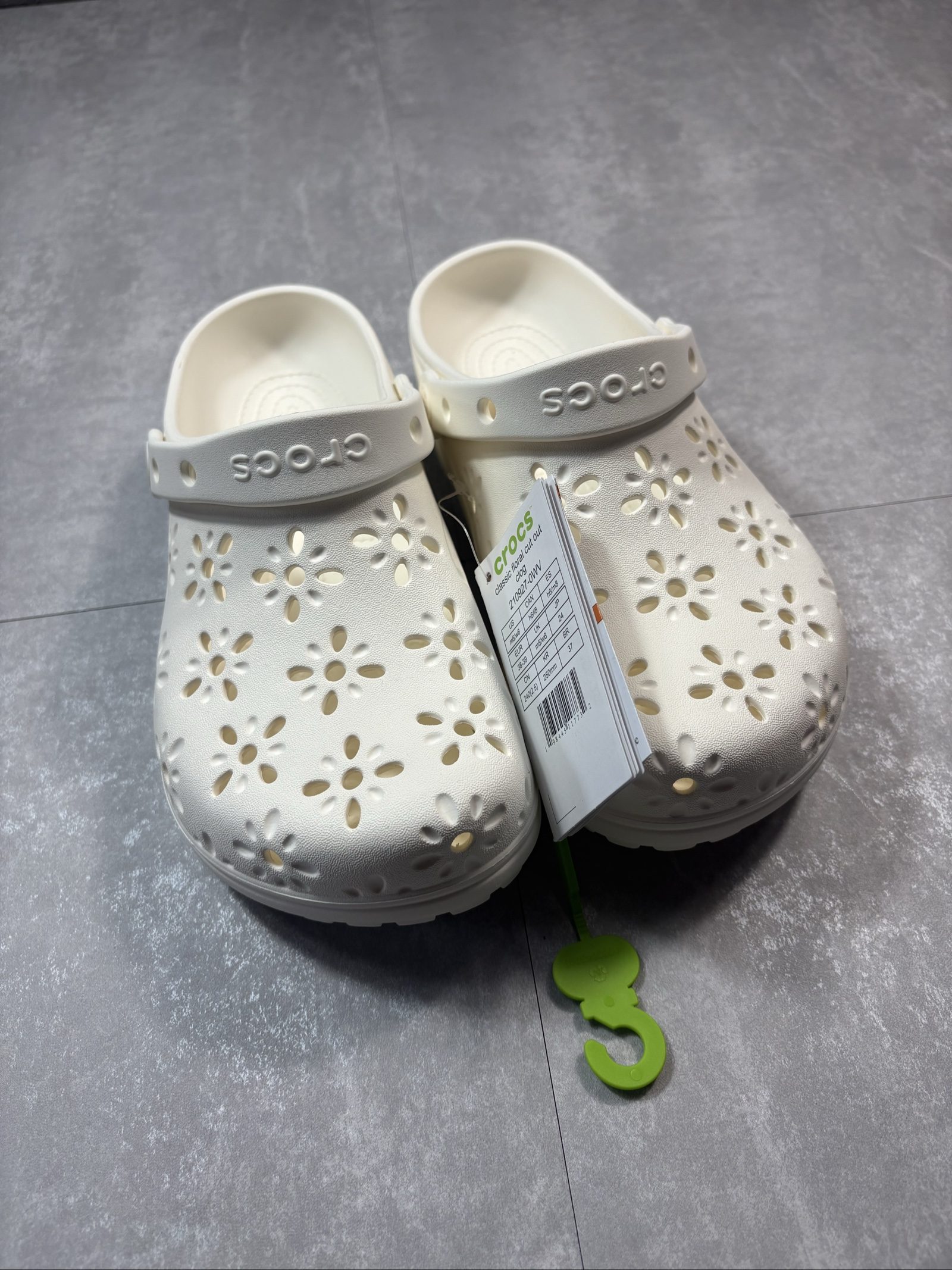 Crocs White/Beige Classic Floral Cut Out Clog UK W 6 image 2