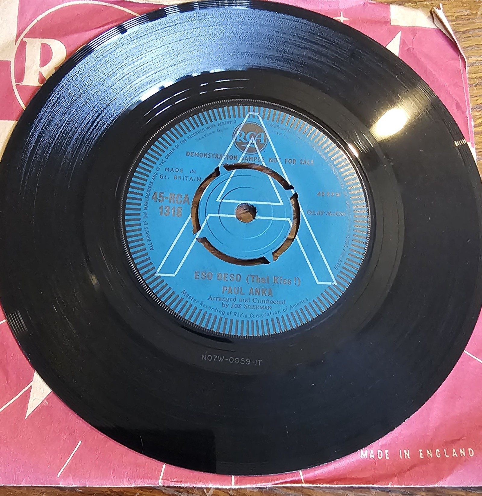 Paul Anka Esso Beso PROMO RCA 45 7" Vinyl Single 1318