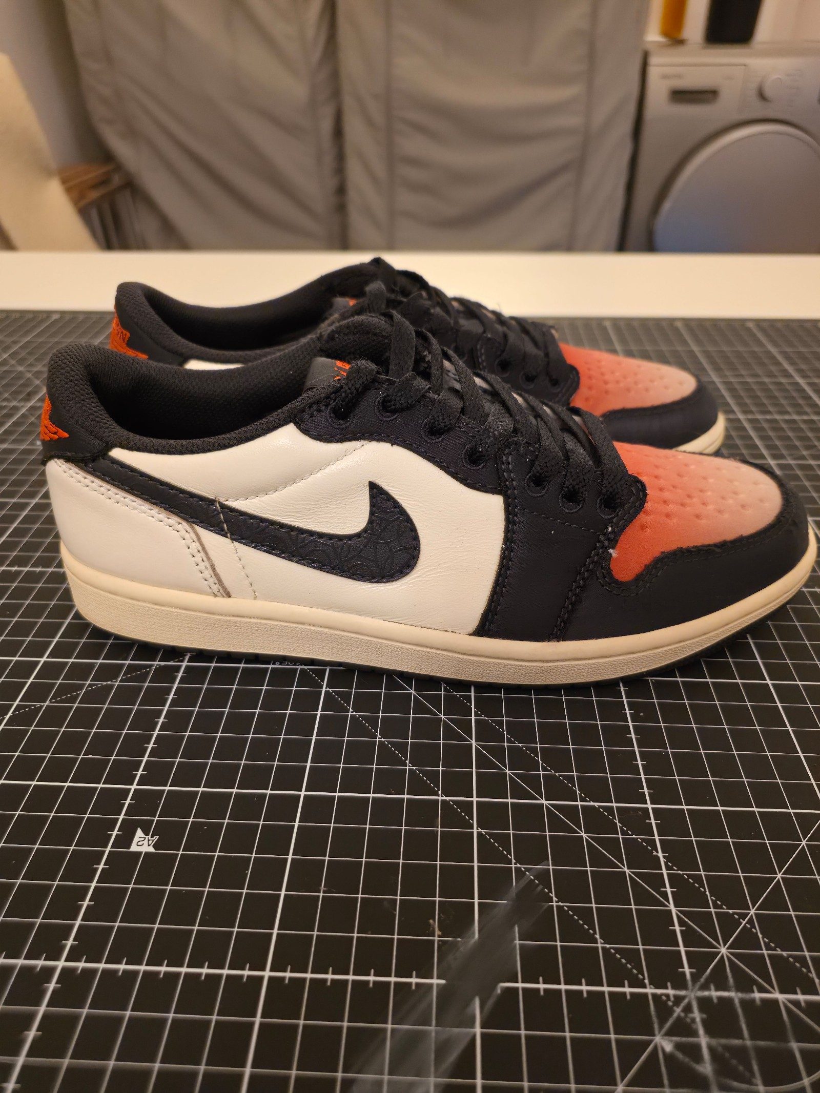 Nike Air Jordan Low Paris Saint Germain Sneakers UK 6.5 image 3