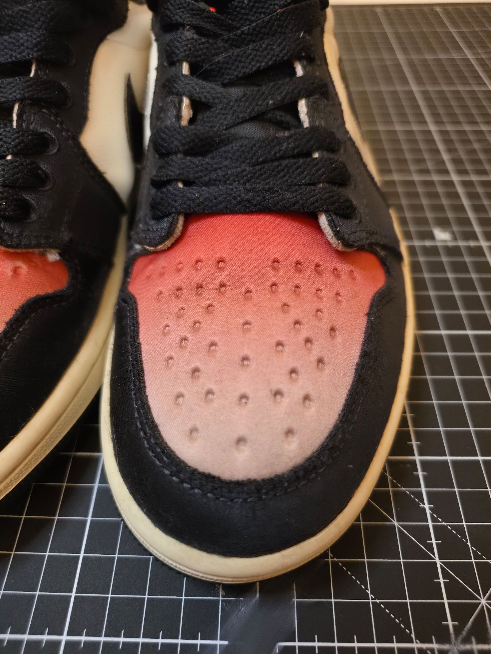 Nike Air Jordan Low Paris Saint Germain Sneakers UK 6.5 image 8