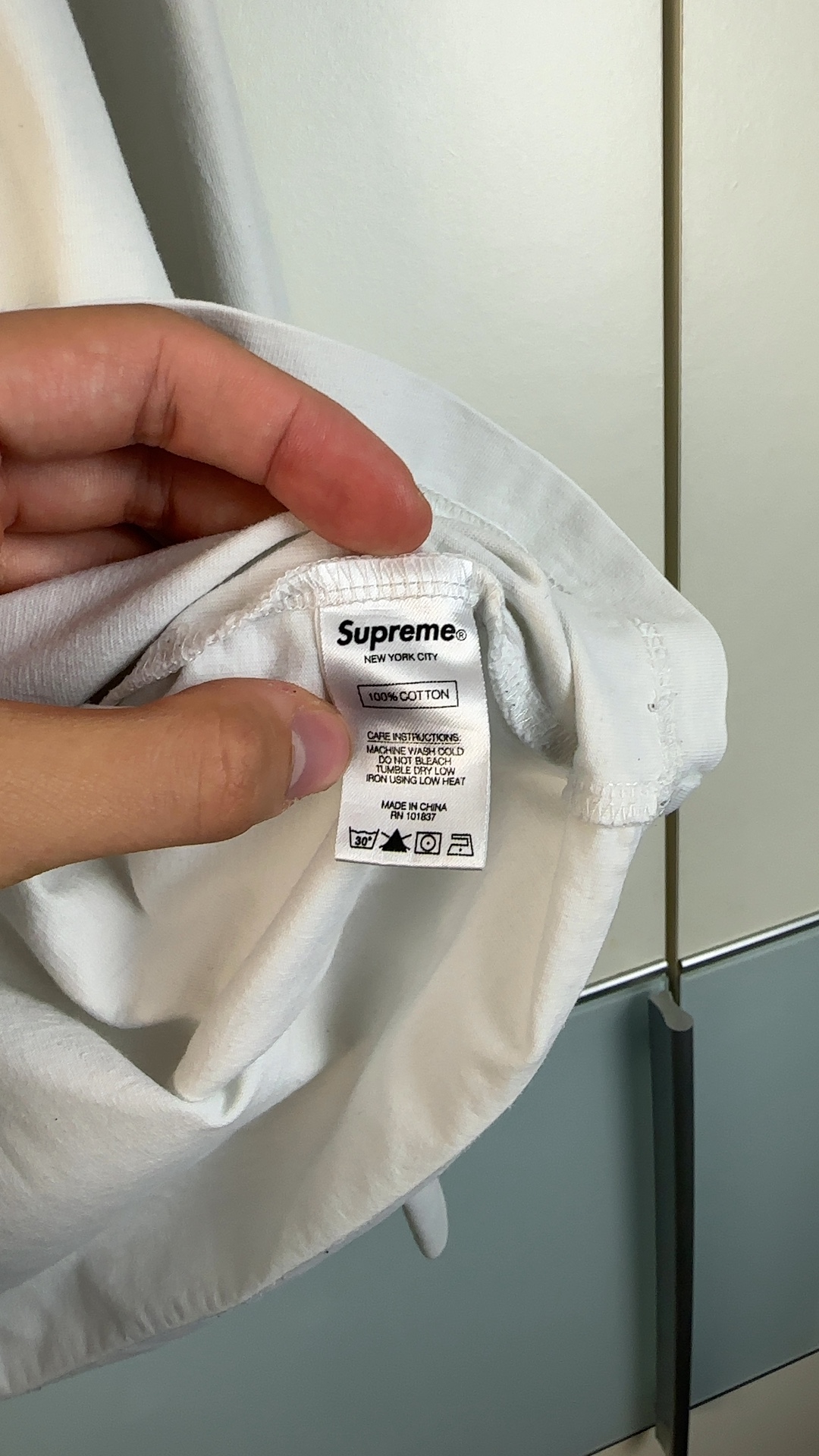 Supreme Herren Longsleeve Weiß Gr. M | Box Logo Patch Langarm Shirt image 8
