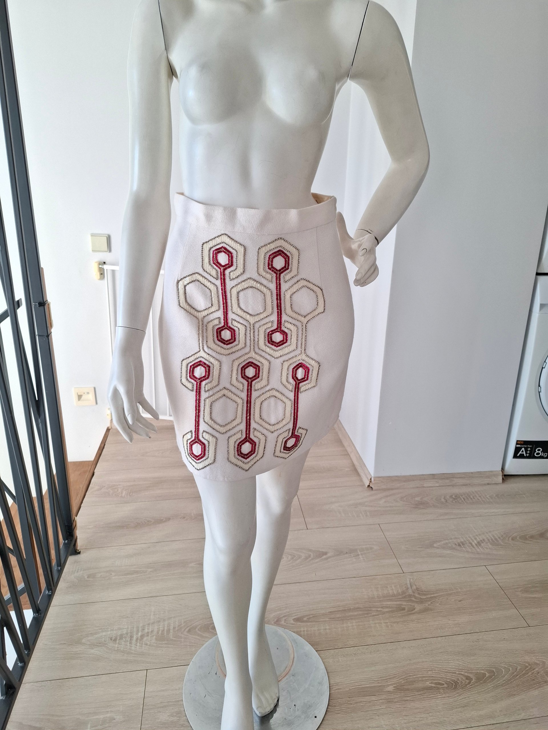 New Elisabetta Franchi Cream Embroidered Mini Skirt Size M image 2