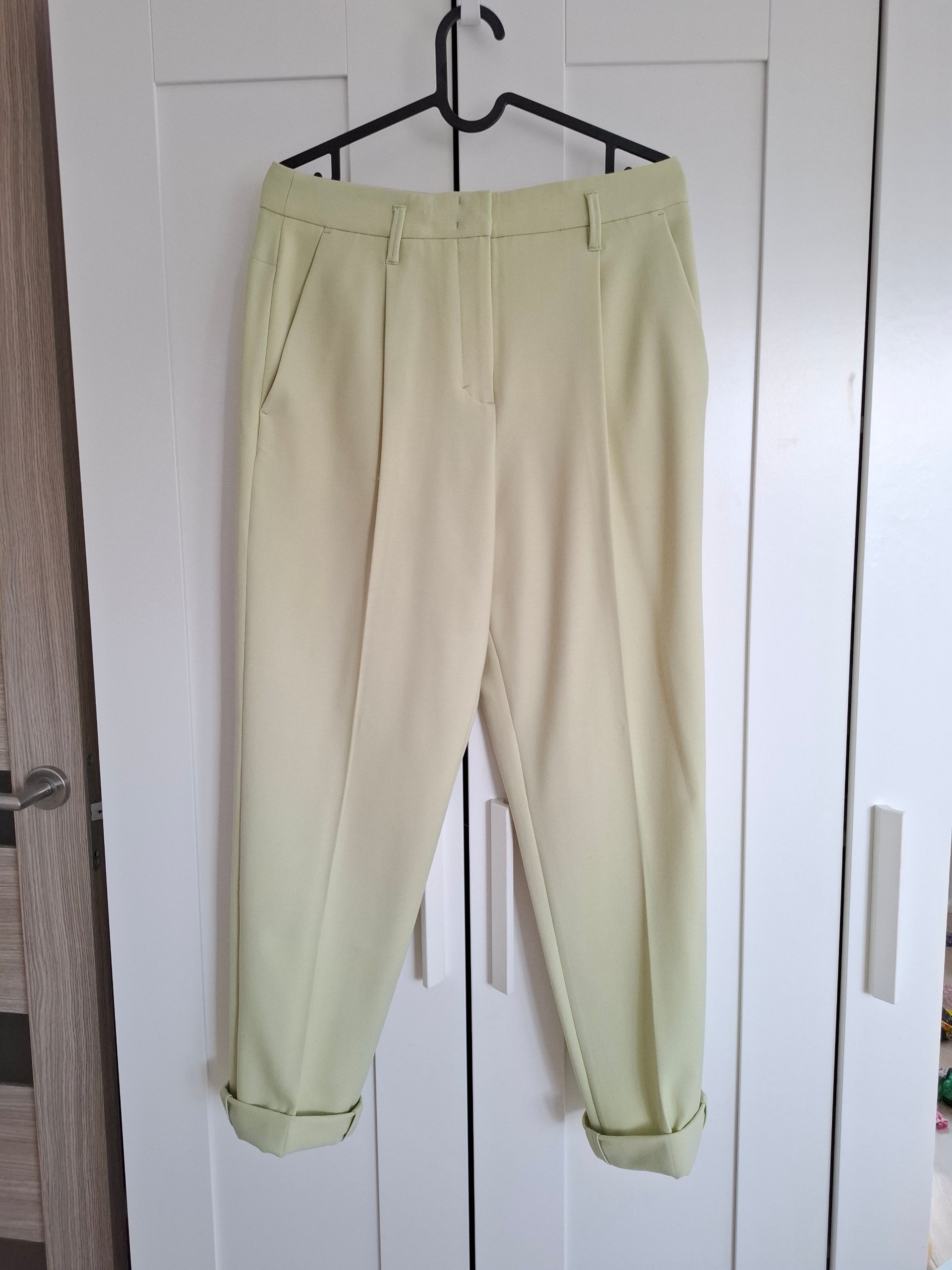 New Dorothee Schumacher Sage Green Tailored Trousers Size M image 9