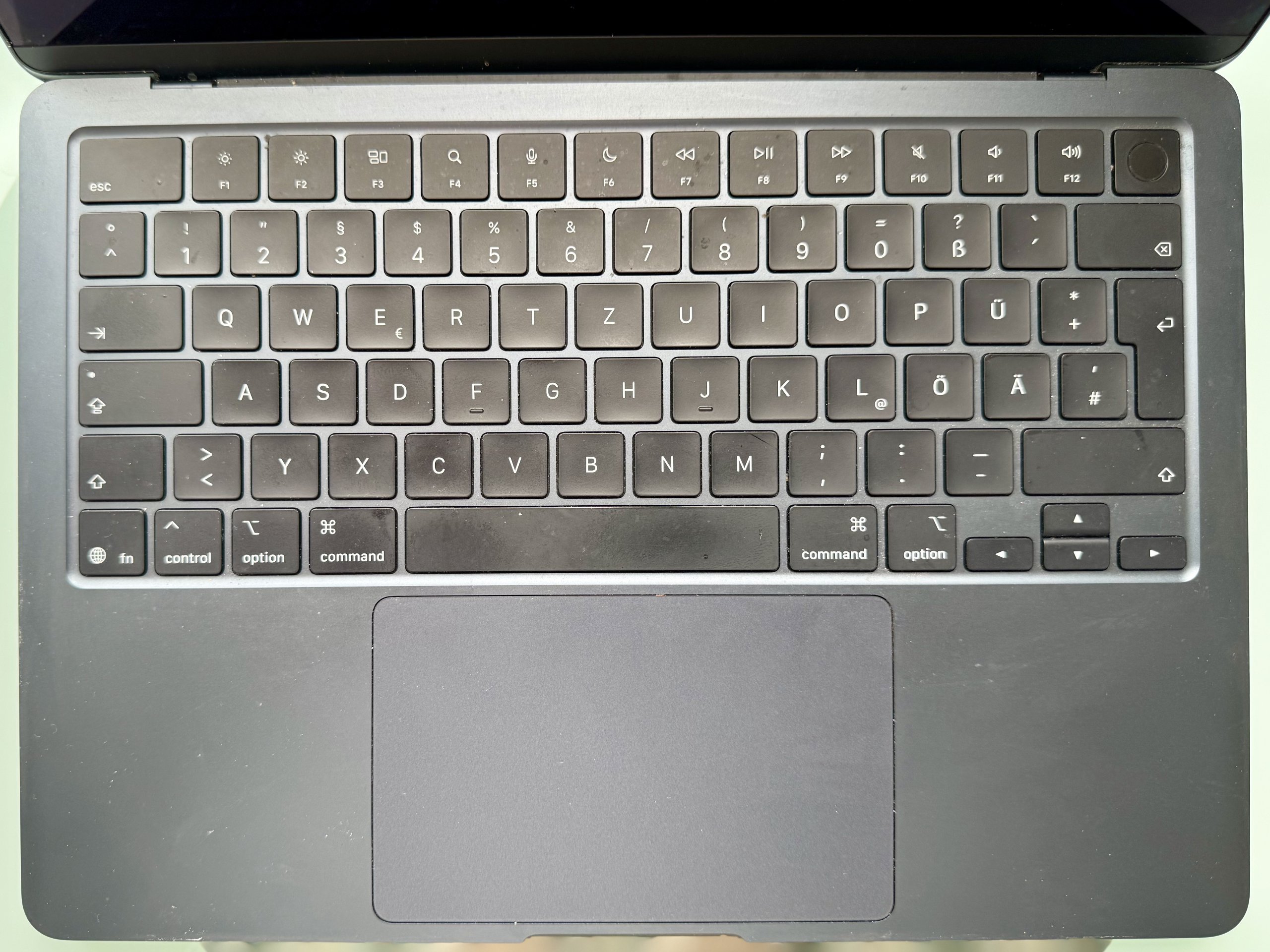 Apple MacBook Air 13" M4 24GB RAM 512 GB SSD Space Grey image 5