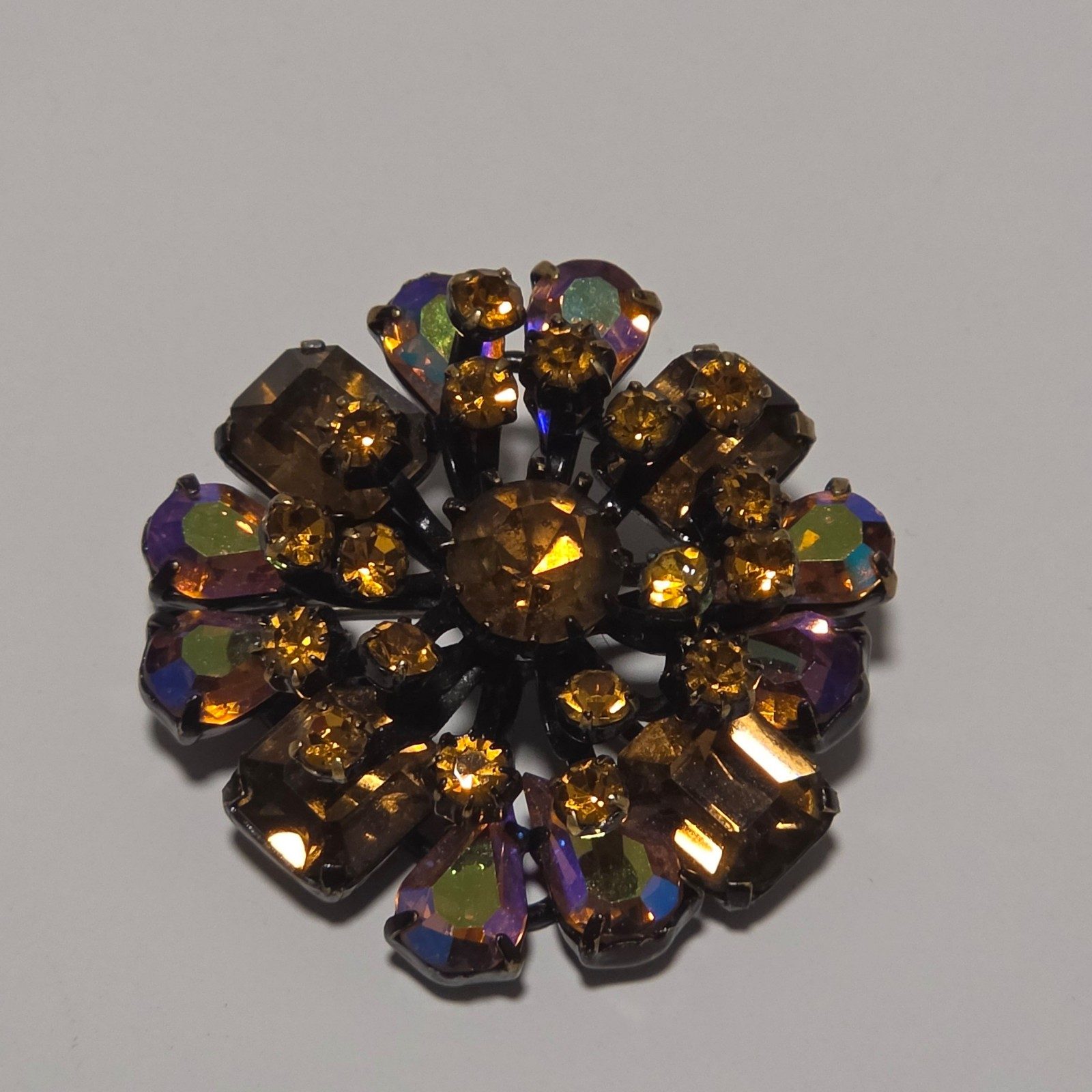 Vintage Brown & Multi-Coloured Rhinestone Flower Brooch .b9