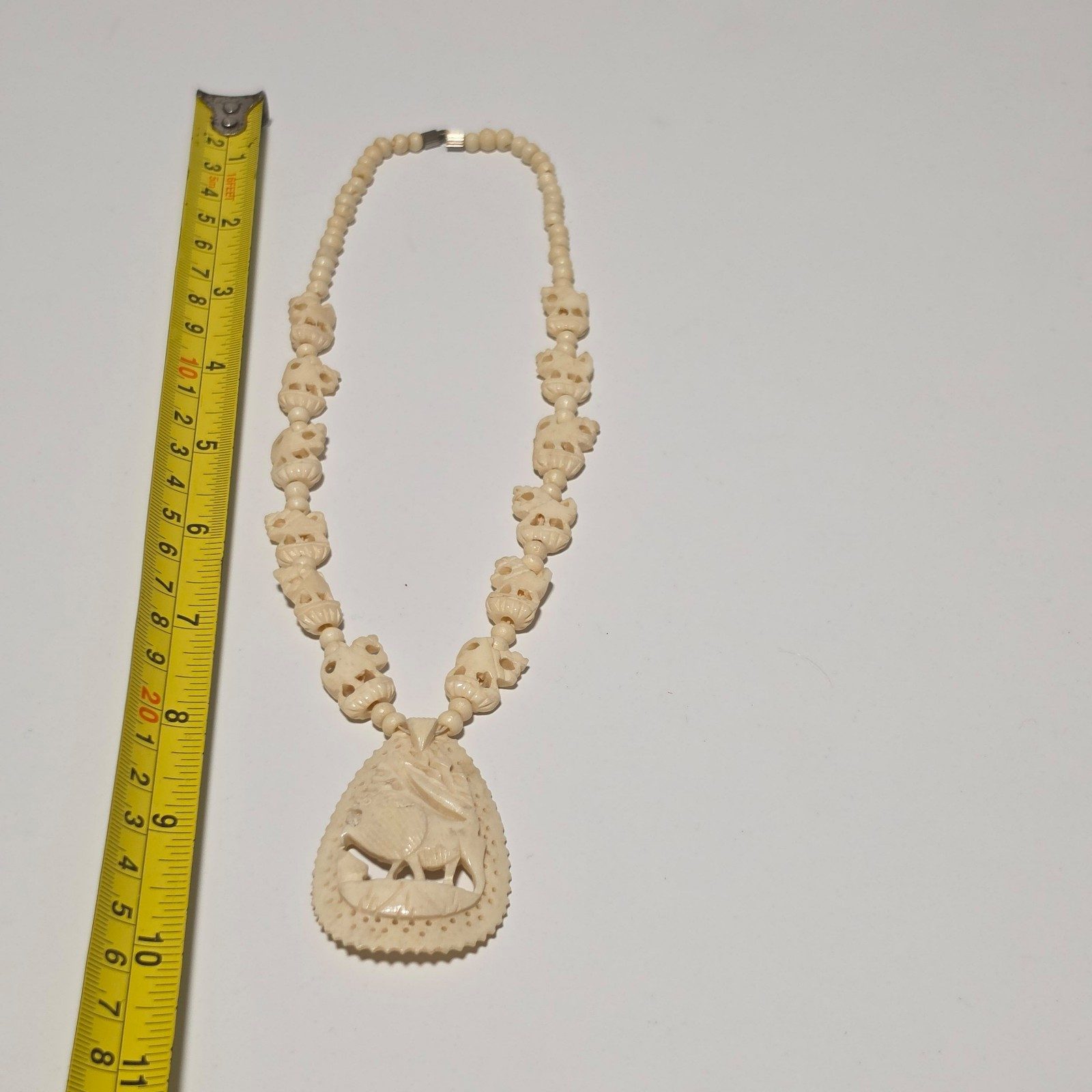 Carved Ivory lion Beaded Necklace .b9 image 5