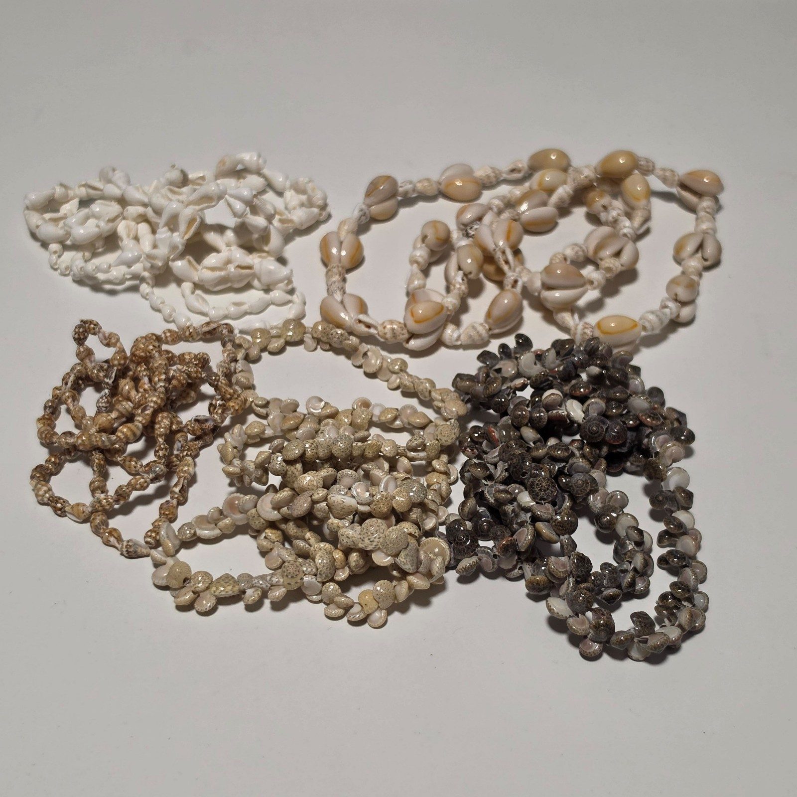 Handmade Multi-Colour Shell Necklaces.b9 image 3