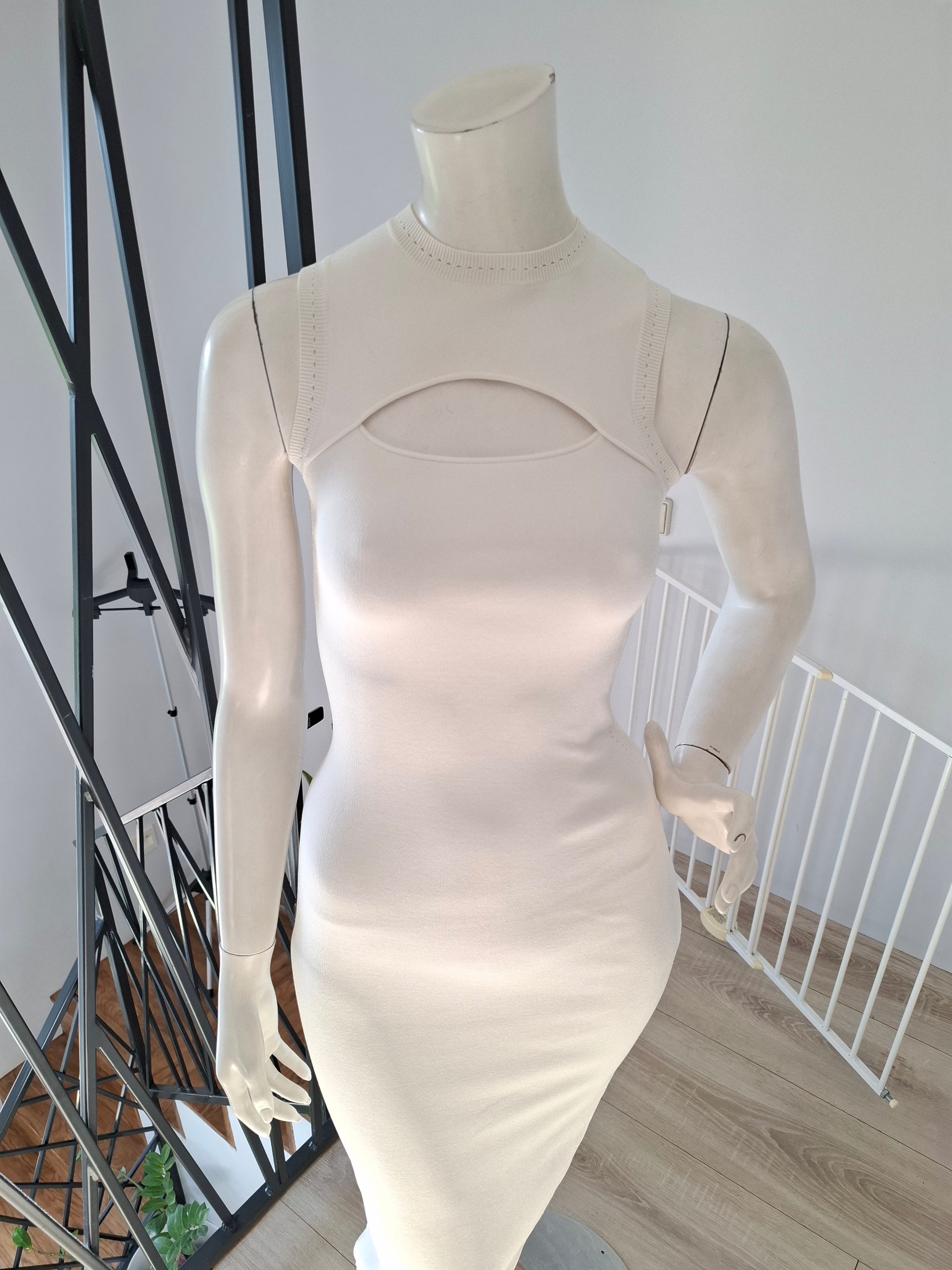 New VB Body Victoria Beckham Cream Cutout Midi Knit Dress Size XXS/XS image 10