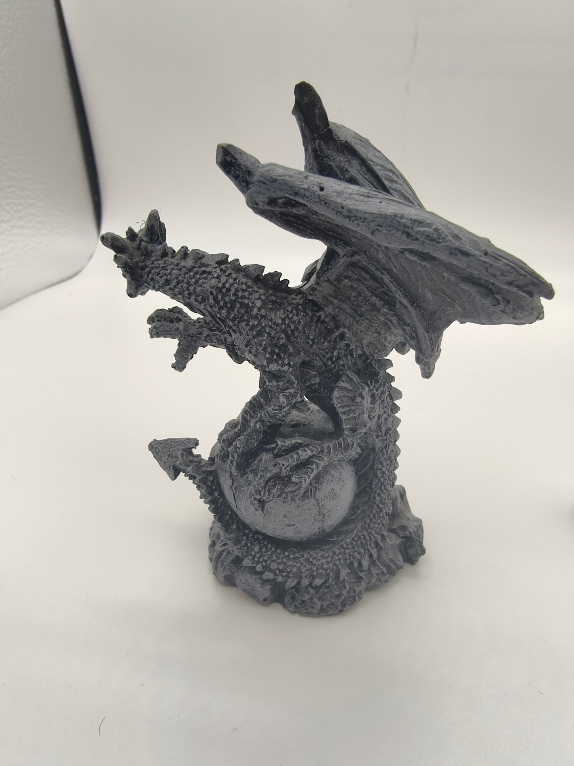Statuetta Drago su Teschio Resina 12cm Scultura Fantasy Gothic Dark Arredo Scrivania image 2