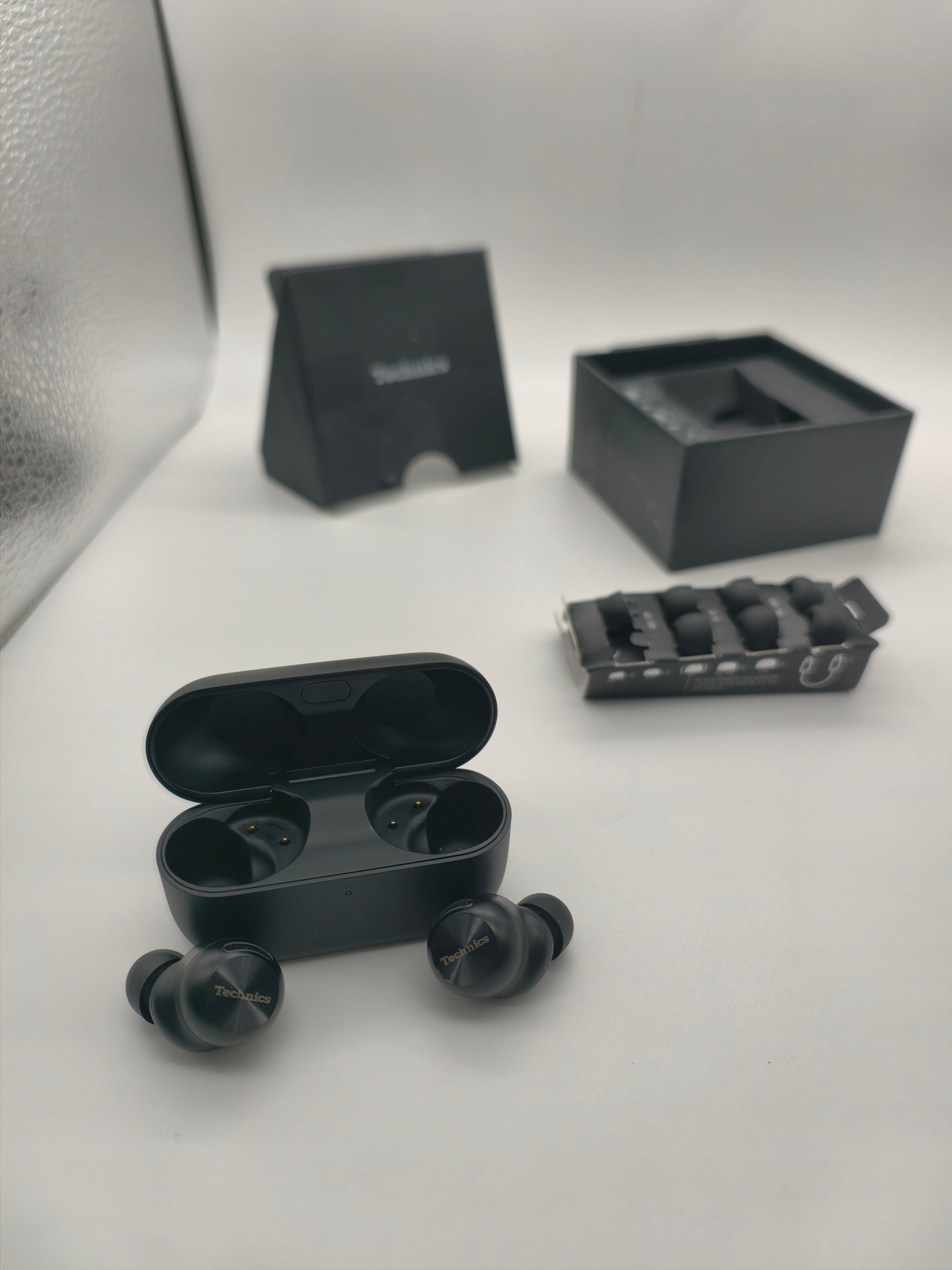 Cuffie Technics EAH-AZ100 Bluetooth Wireless Hi-Fi ANC Nere Gommini Senza Scatola
