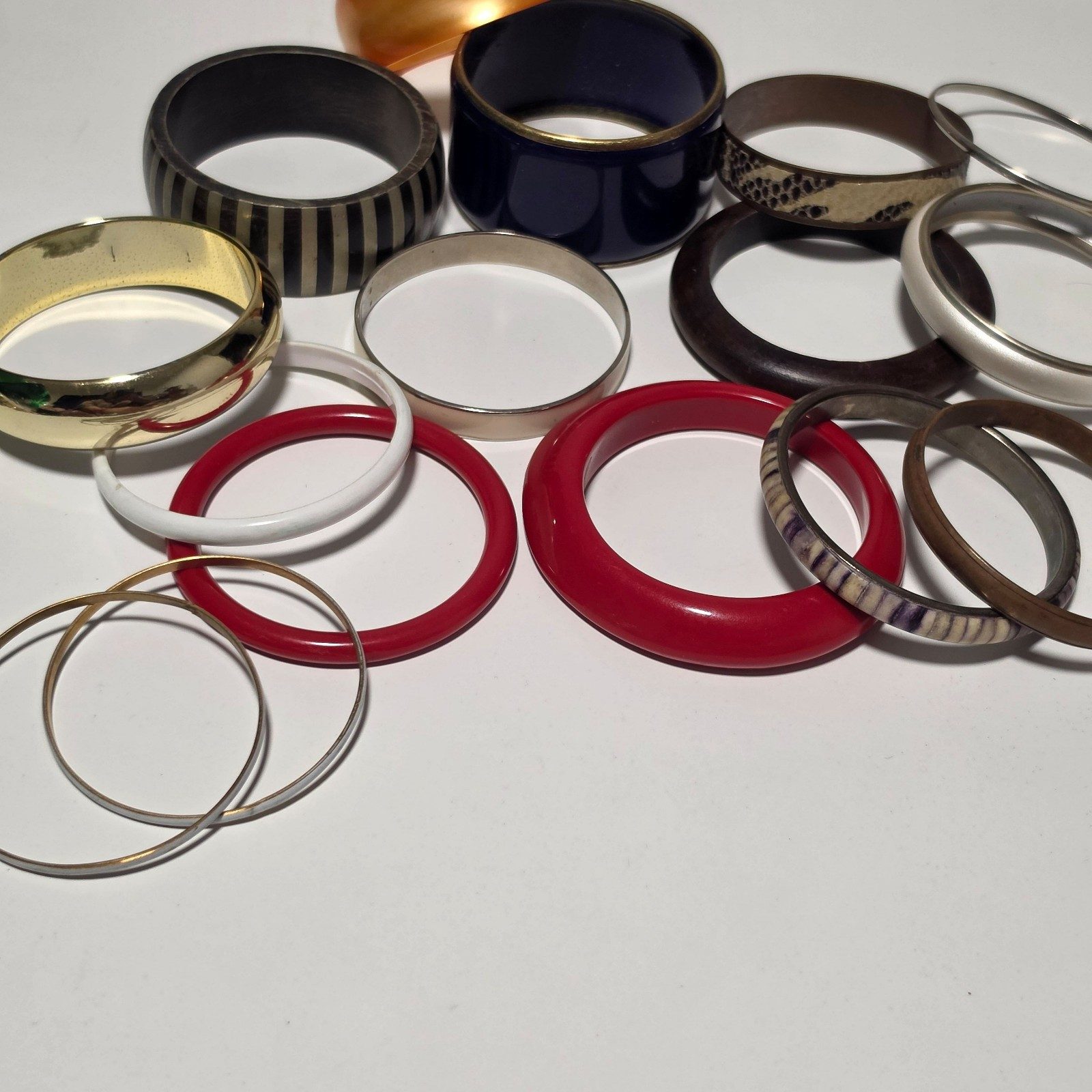Vintage Mixed Colourful Resin & Metal Bangles Bracelets Set.b9